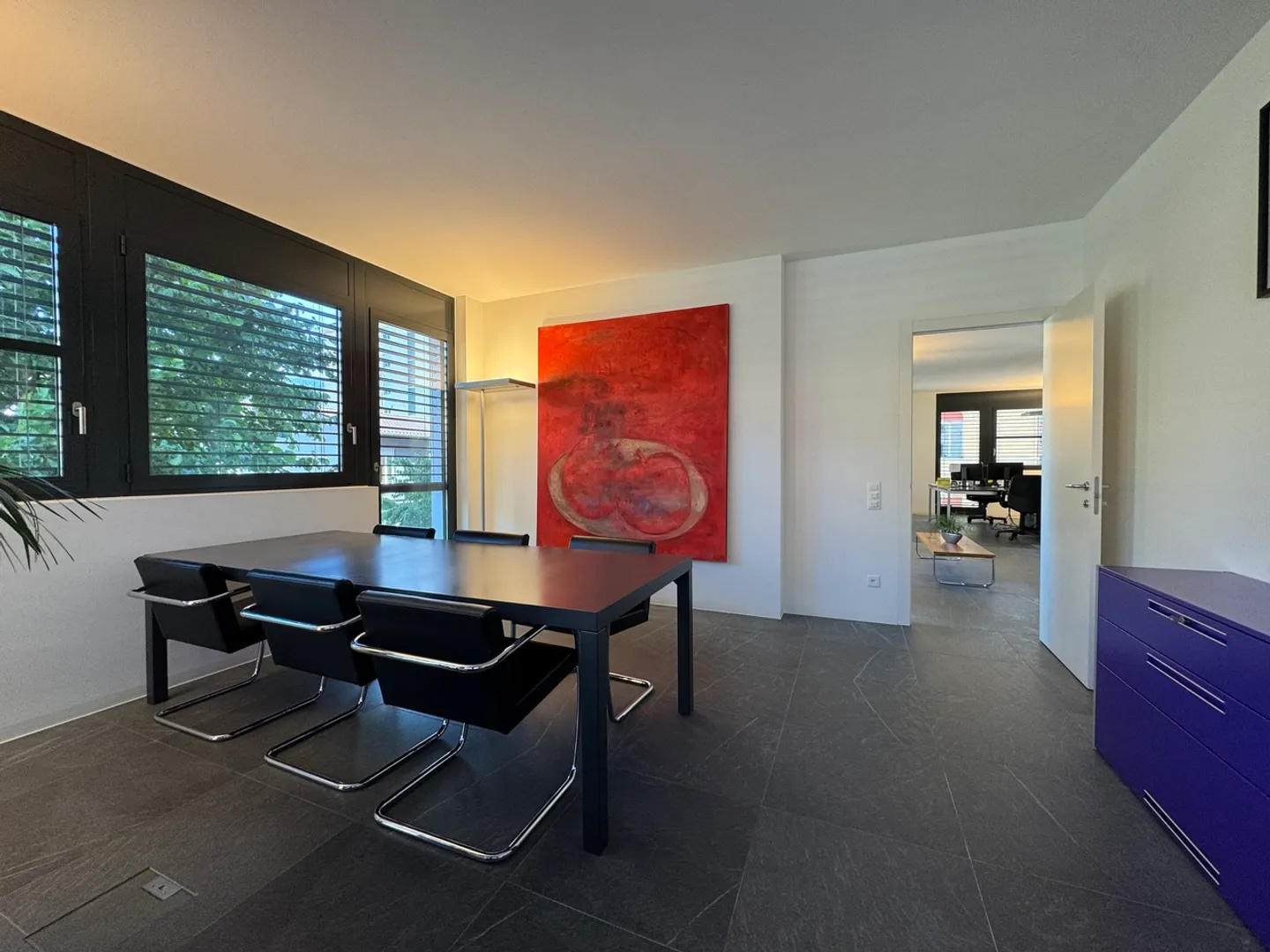 Bureau moderne, également adapté comme espace de vie - Photo 14 sur 17
