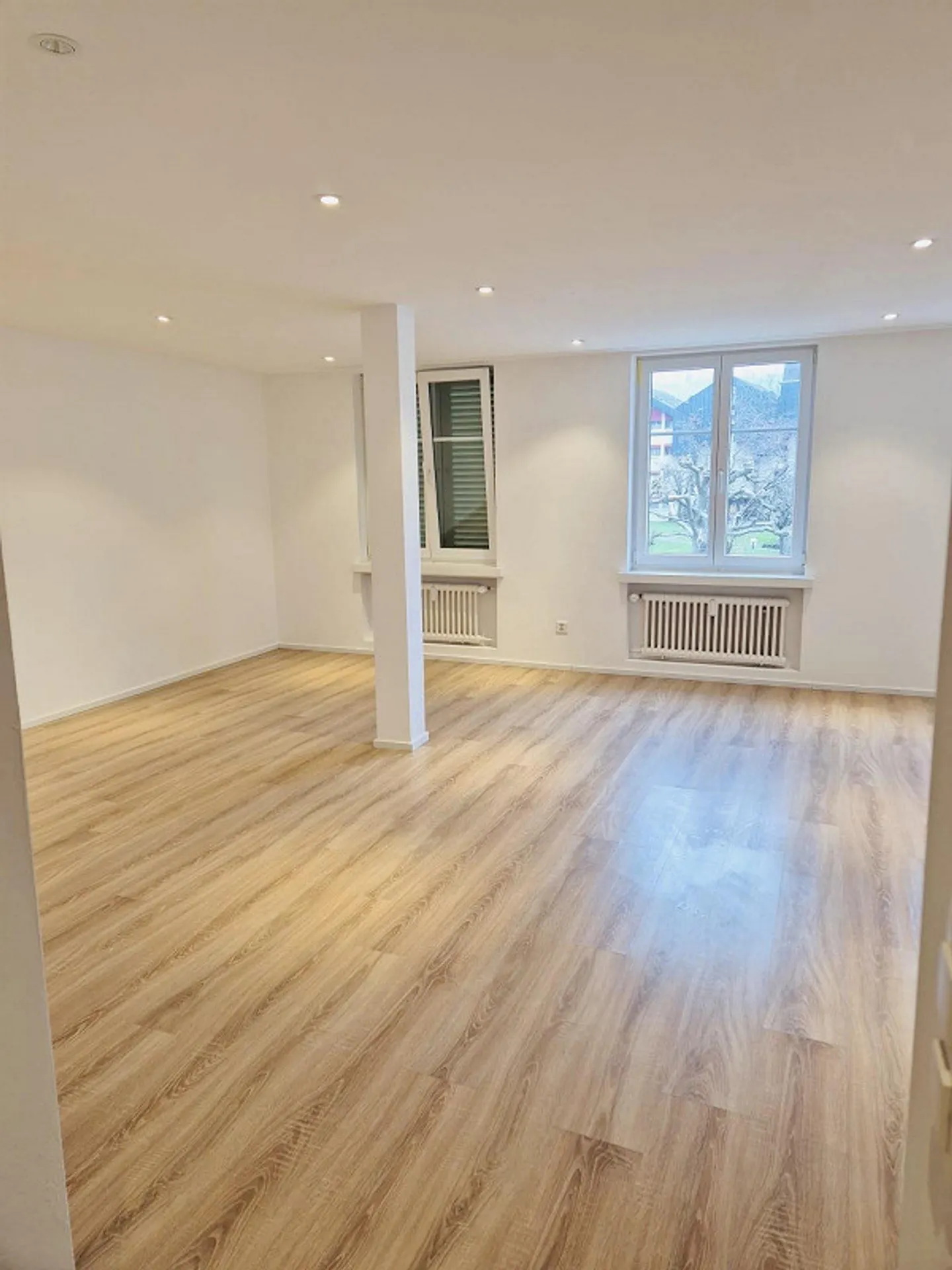 Bell'appartamento luminoso - Foto 3 di 9