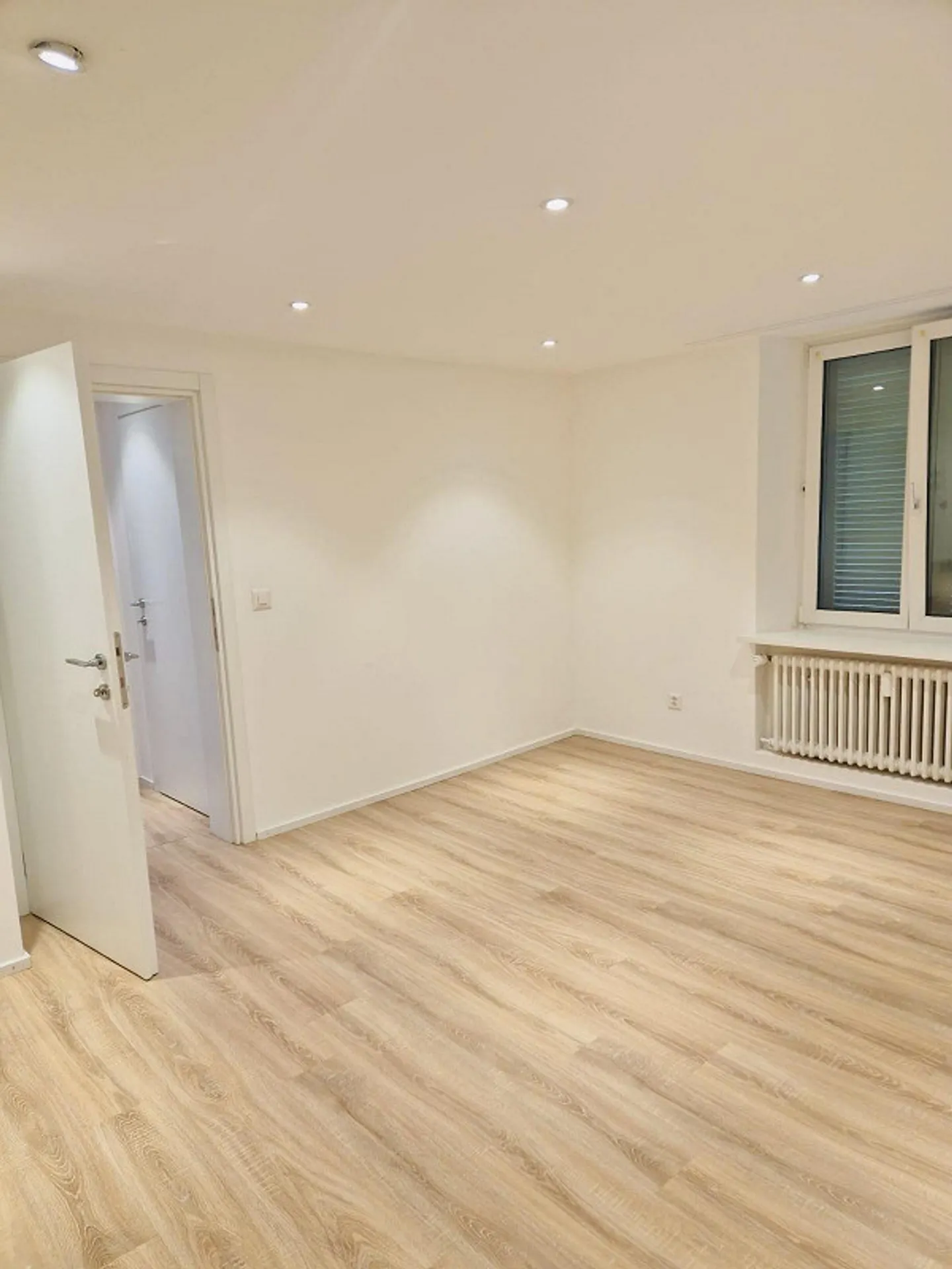 Bell'appartamento luminoso - Foto 5 di 9