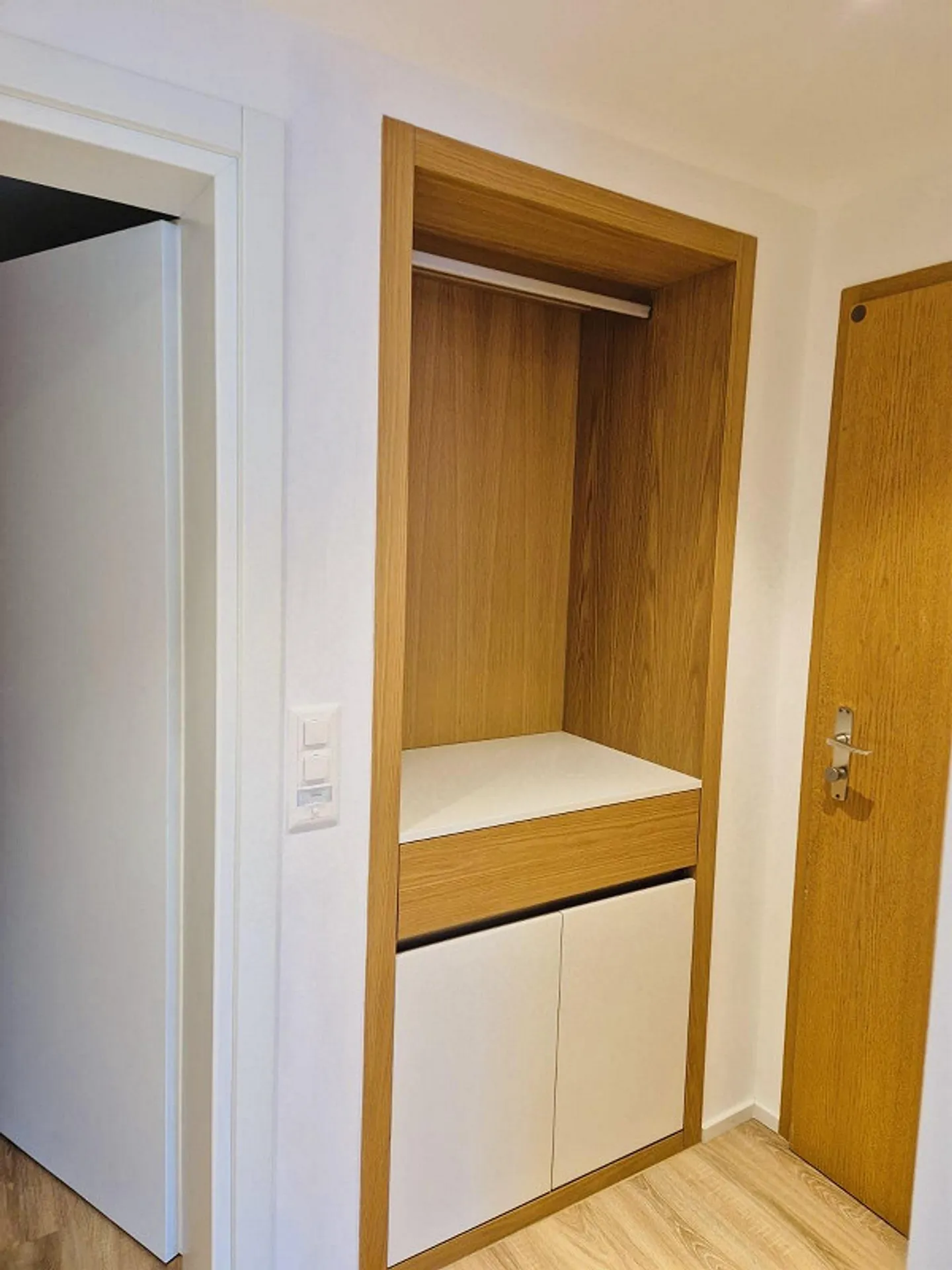 Bell'appartamento luminoso - Foto 8 di 9