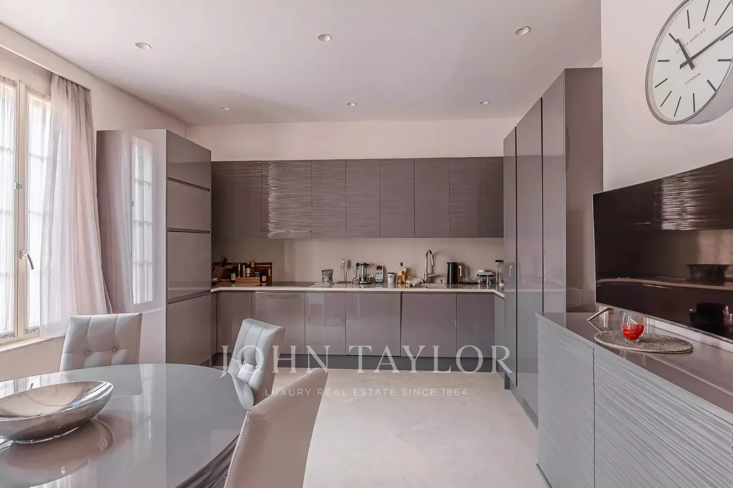 Appartamento di lusso con vista spettacolare - Foto 7 di 14