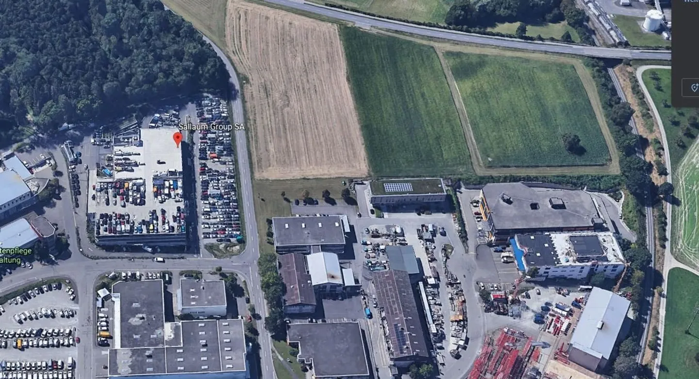 Commercial / Industrial in Oberhasli - Photo 1 of 1