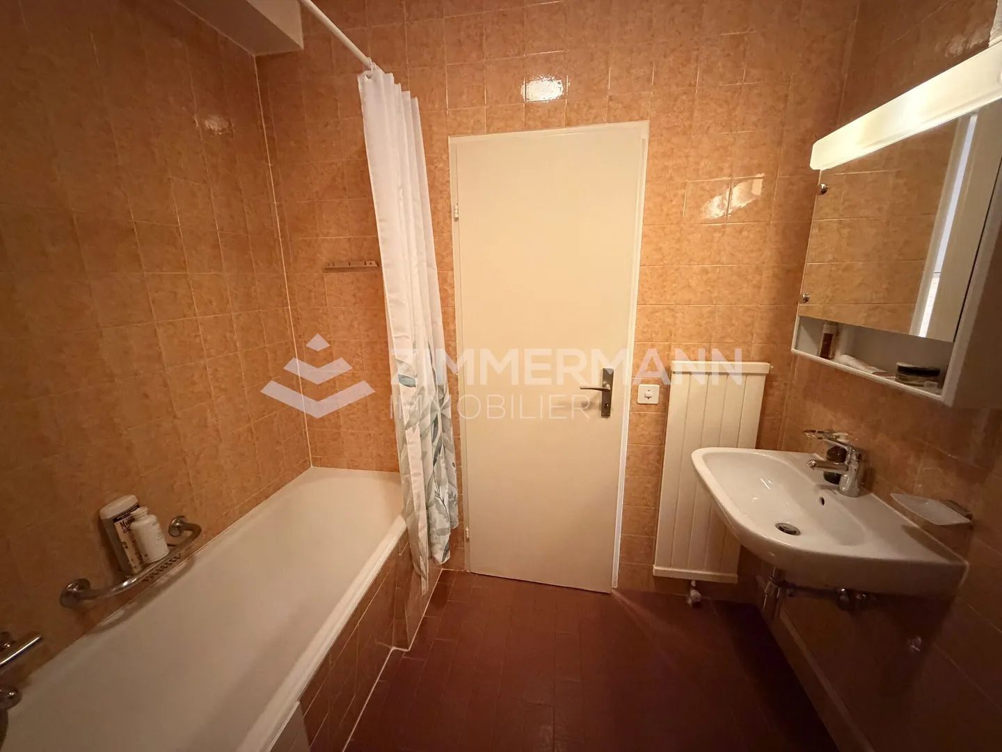Helles Studio im Herzen von Malagnou - 7. Etage - Verkauf in SI - Foto 1 von 1