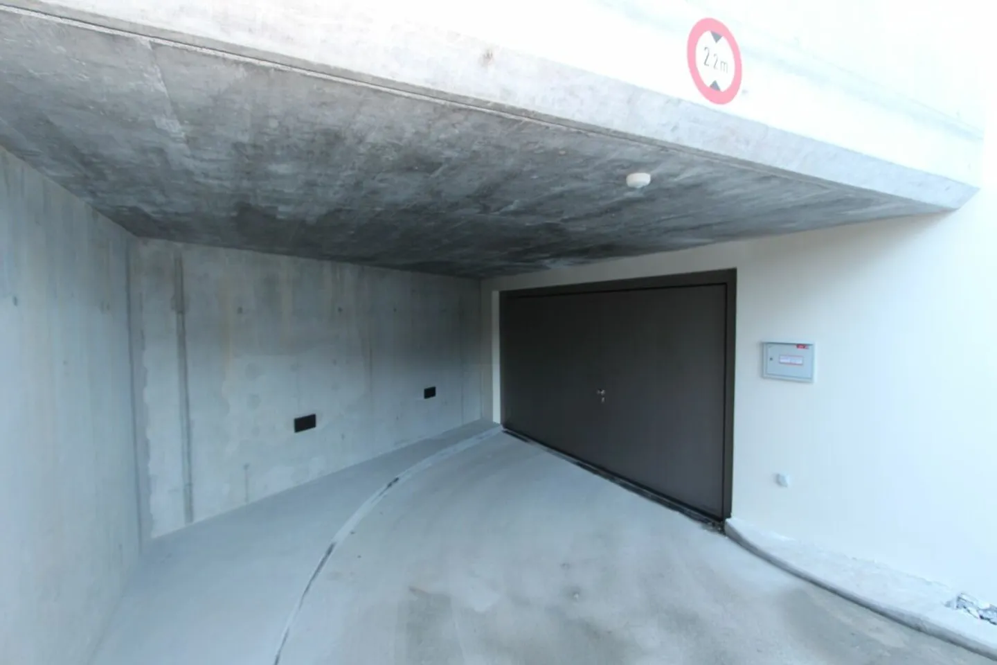 New underground parking spaces in the village center - Photo 6 of 7