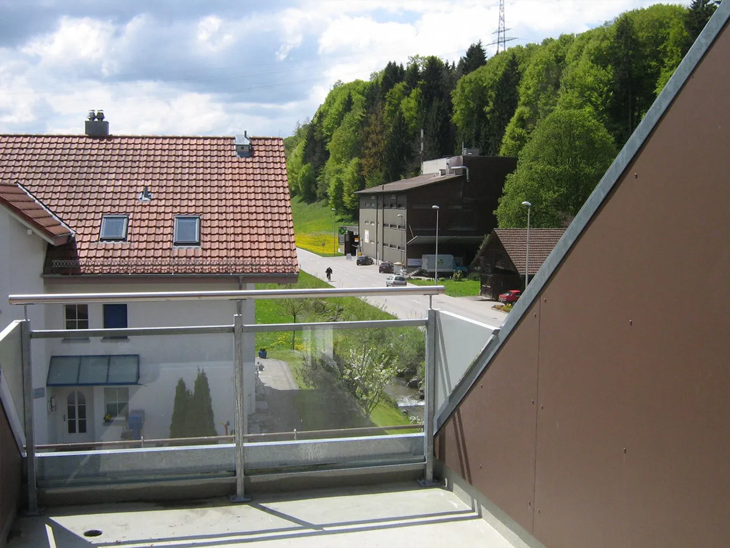 Appartamento attico luminoso con balcone - Foto 8 di 8