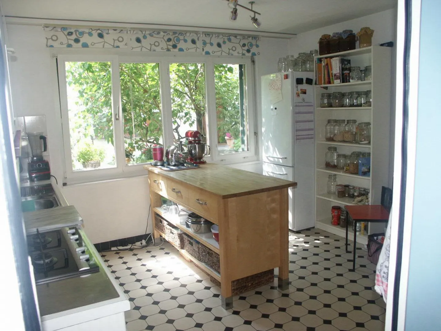 EXPÉRIENCE DE VIE INHABITUELLE DANS UN DÉVELOPPEMENT UNIQUE AVEC ACCÈS AU LAC - Photo 10 sur 27