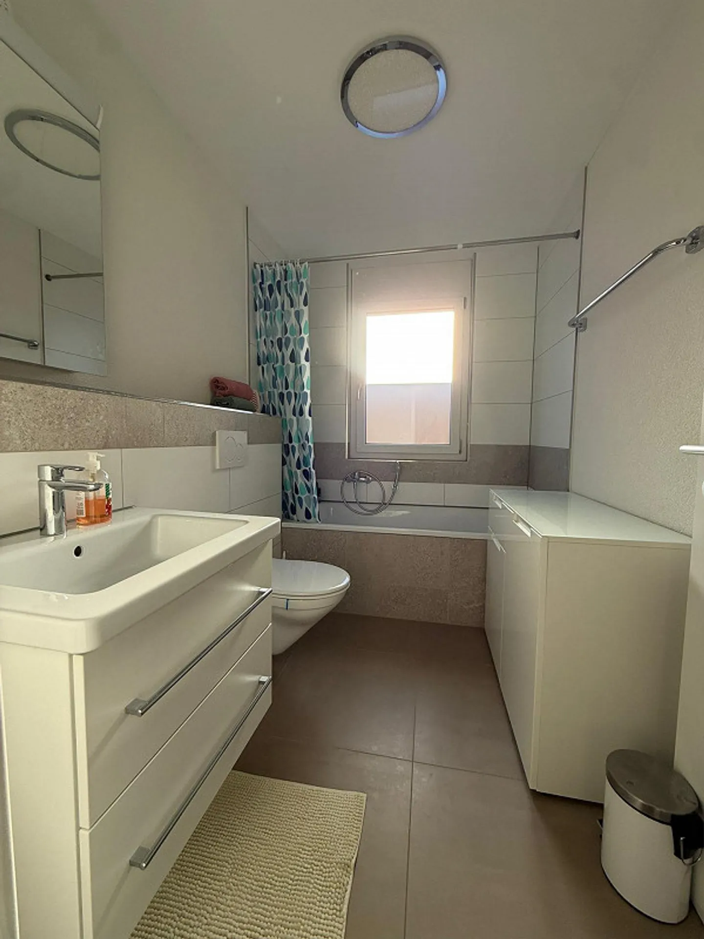 Charmantes Einfamilienhaus mit Garten - Foto 12 von 18