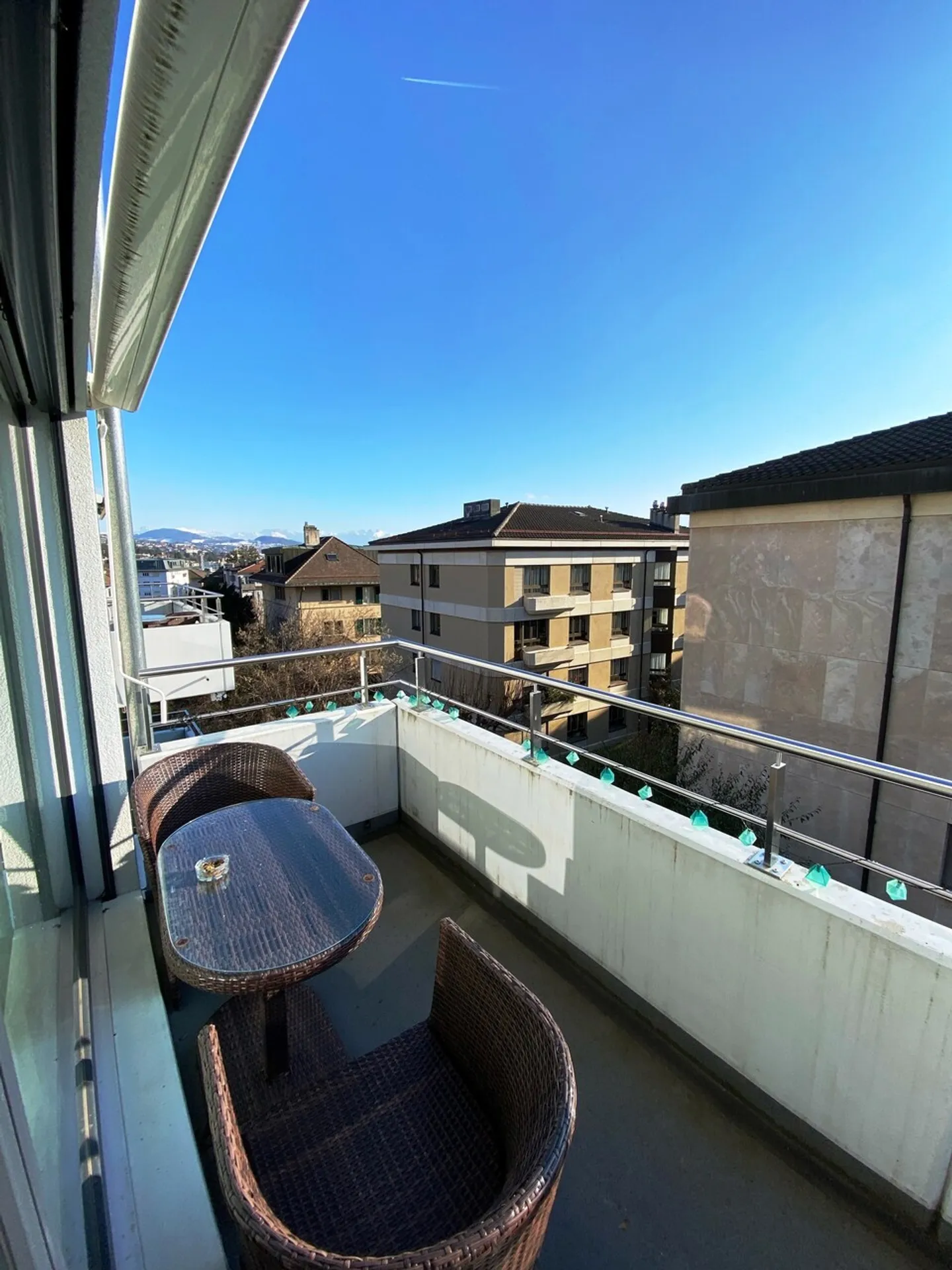 Möbliertes Studio im Erdgeschoss - Ch. des Diablerets 2 - 1012 Lausanne - Foto 5 von 5