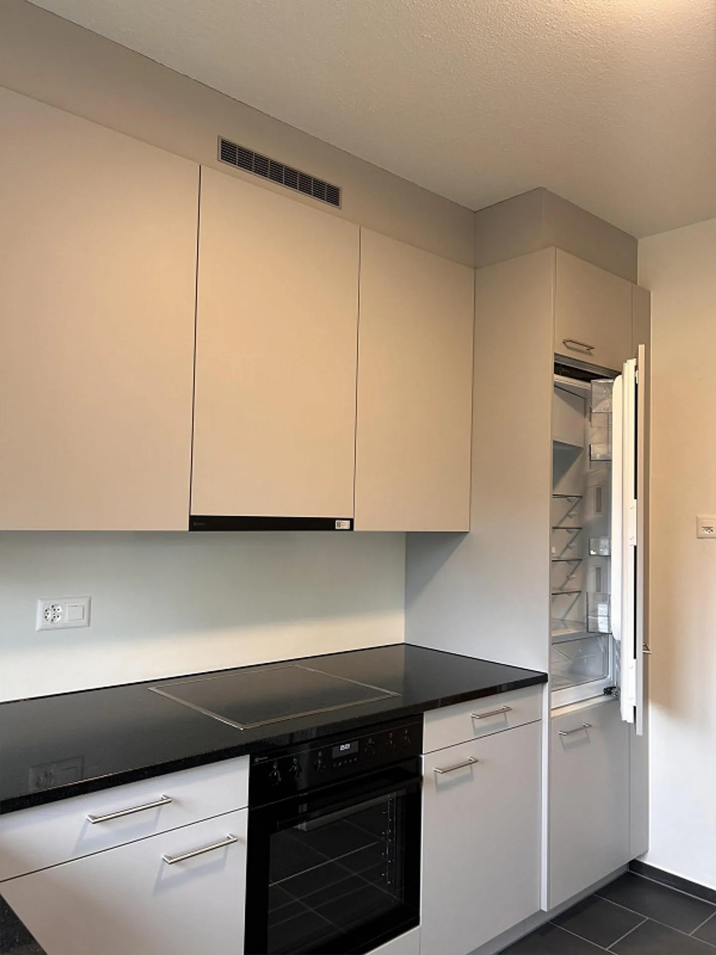 Appartement 3 pièces rénové dans le quartier Elfenau pour première location - Photo 6 sur 20