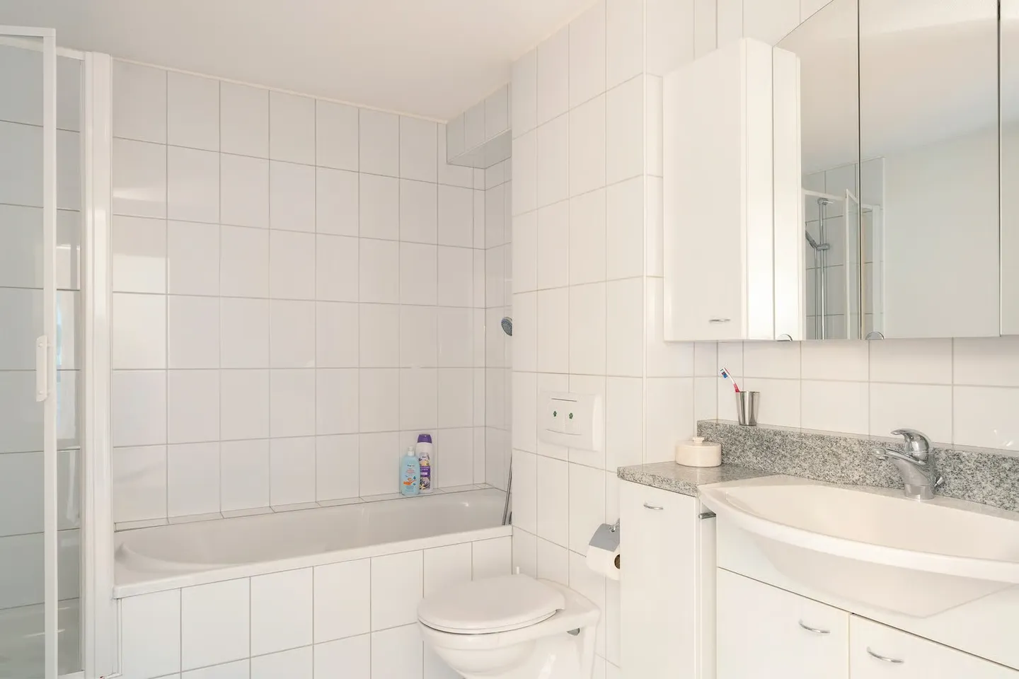Sunny Side with Alpine View: Your New Home in an Absolutely Prime Location - Photo 6 of 11