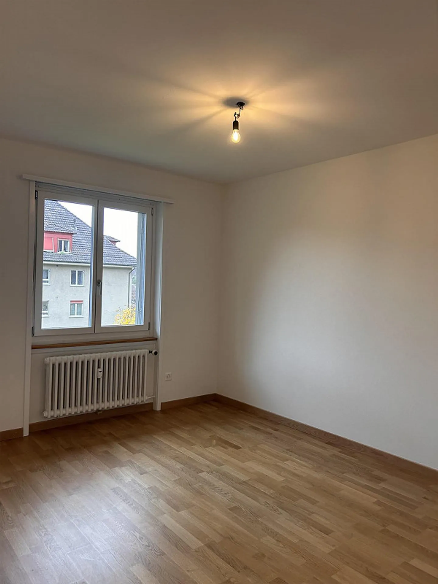 Appartement 3 pièces rénové dans le quartier Elfenau pour première location - Photo 12 sur 20