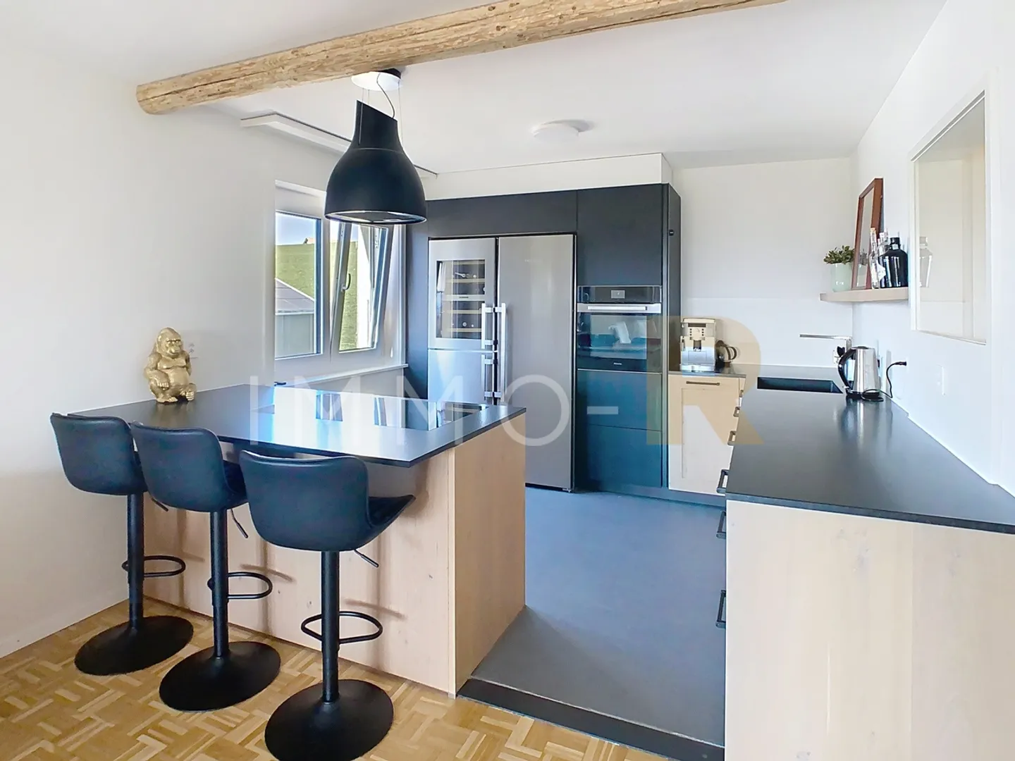 Magnificent 3.5-room apartment completely renovated - Photo 3 of 12