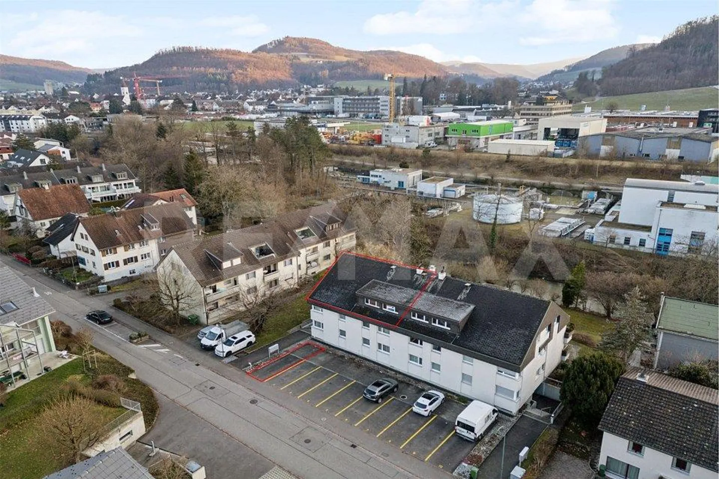 Charmante Dachwohnung mit Traumhaftem Ausblick - Foto 6 von 13
