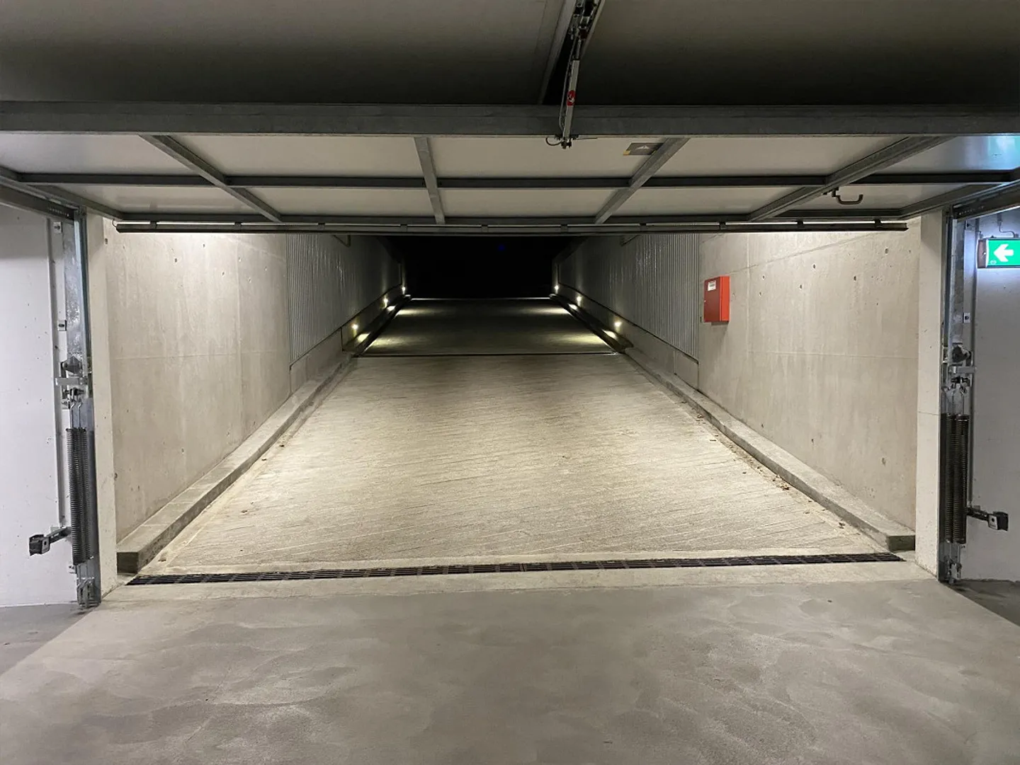 2 posti auto in un affascinante garage sotterraneo (nuovo progetto edilizio) - Foto 4 di 5