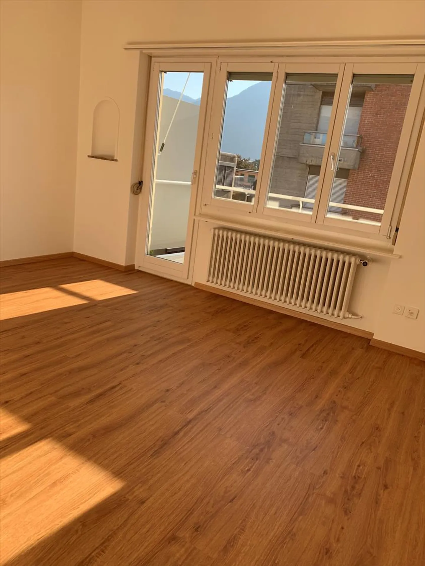 Beautiful 3.5-room apartment in Massagno - Photo 3 of 9