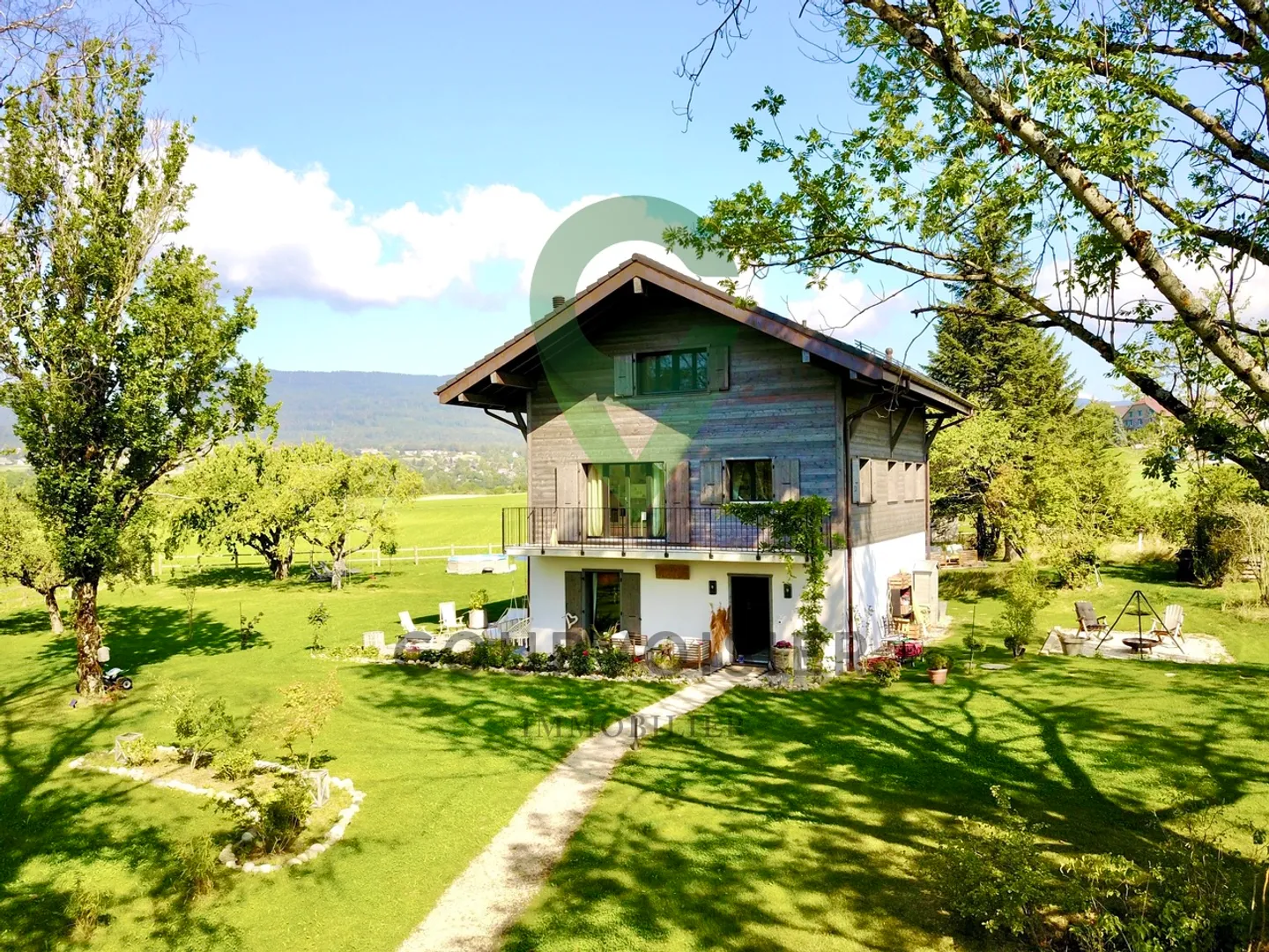 Casa Familiare Incantevole a Burtigny - Foto 2 di 13