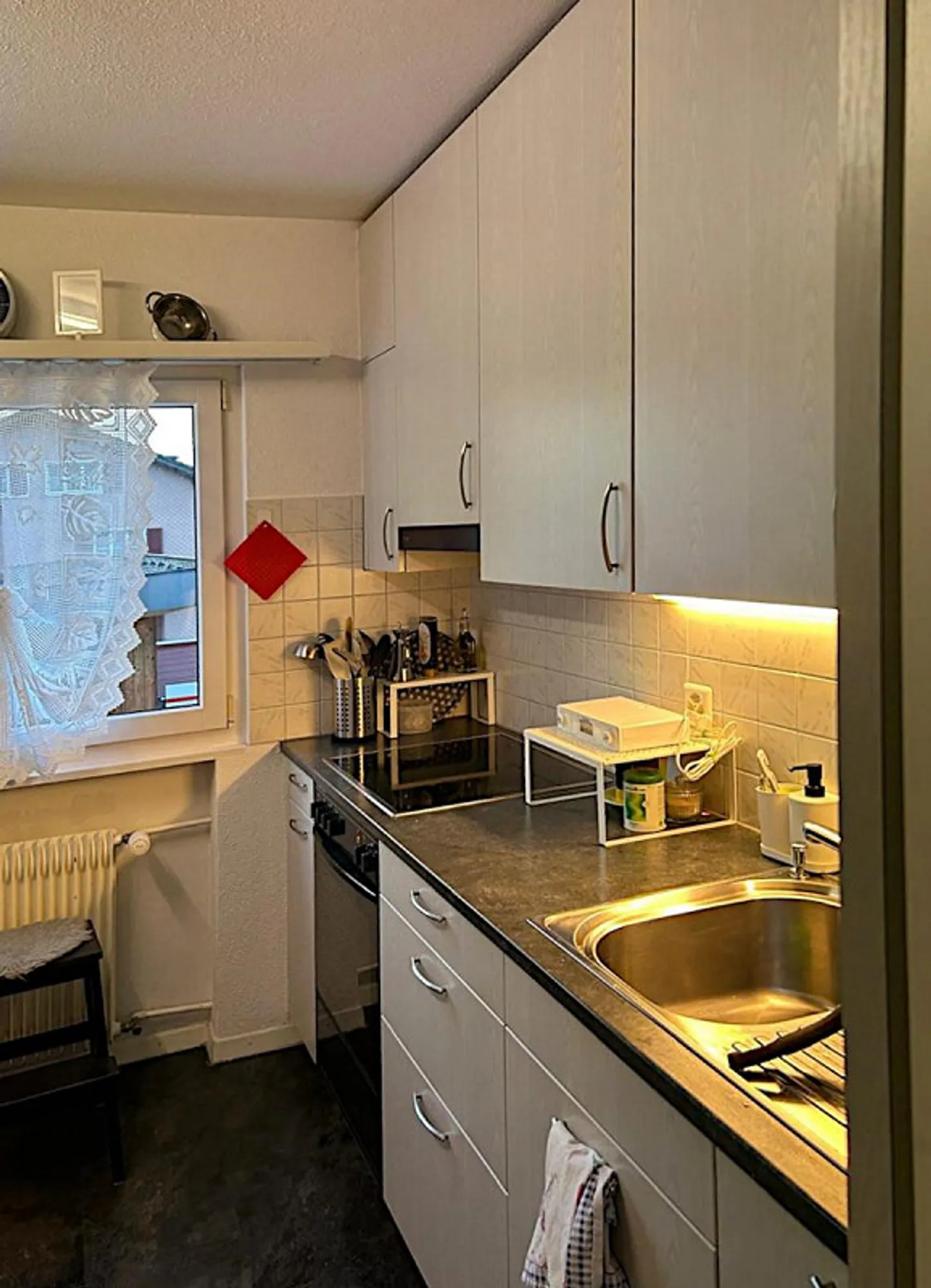 Appartamento di 4,5 stanze centrale - Foto 6 di 8