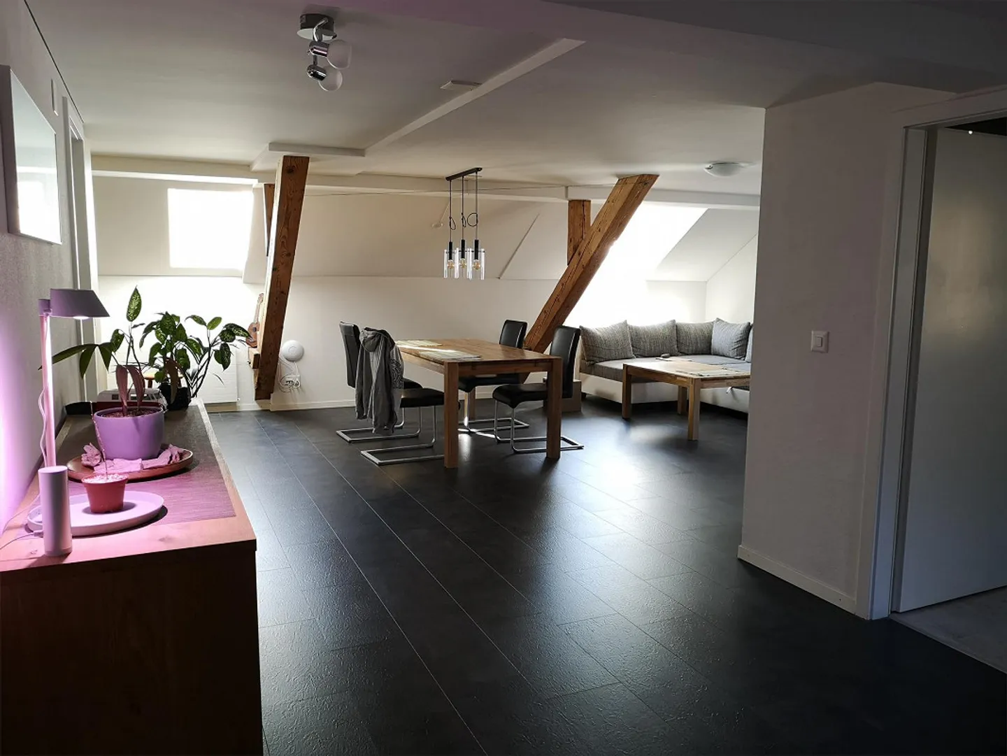 Appartement de 2 ½ pièces dans un quartier résidentiel calme - Photo 1 sur 5