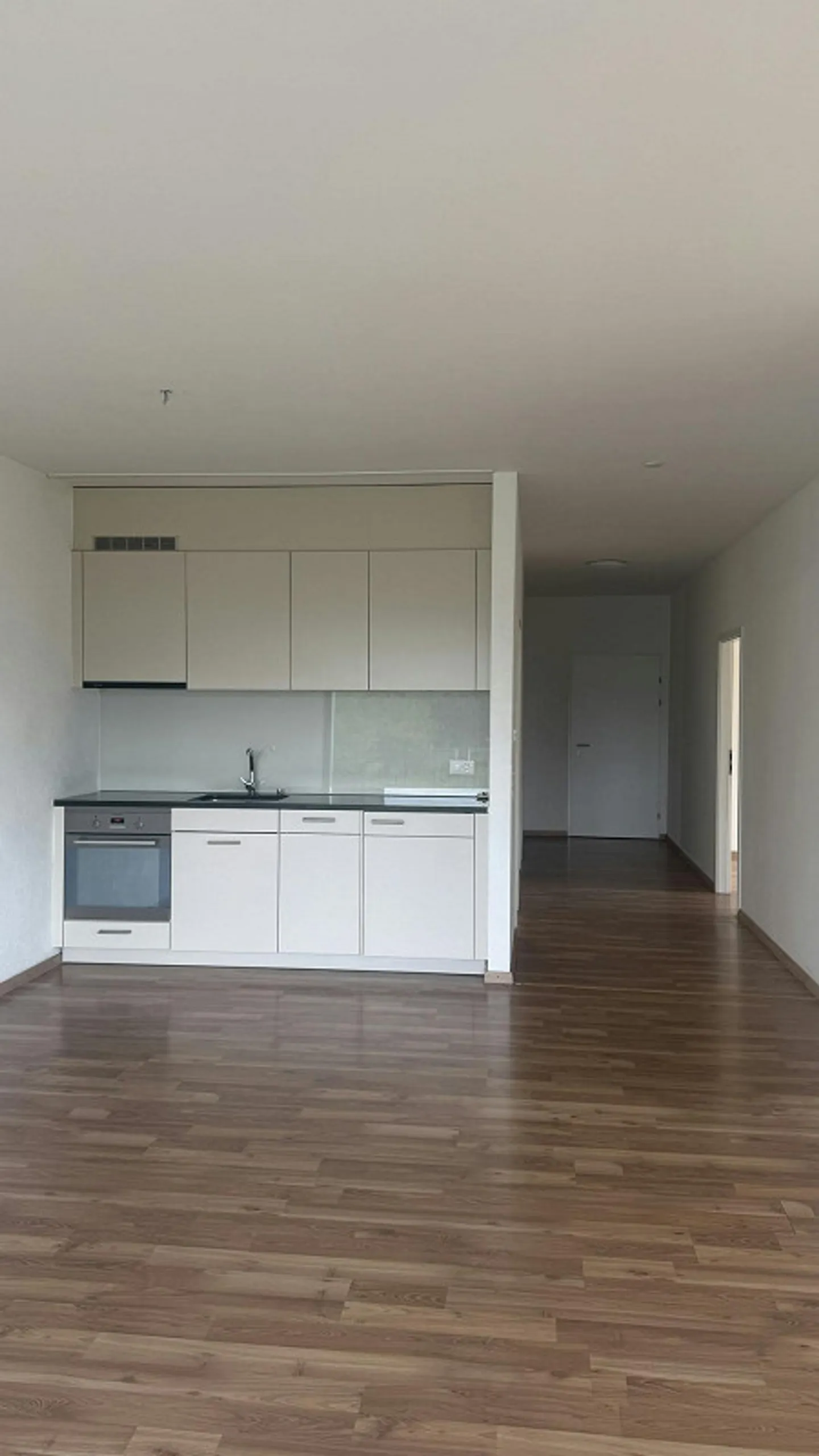 Moderne Büro-/Praxisfläche an zentraler Lage - Photo 2 sur 8