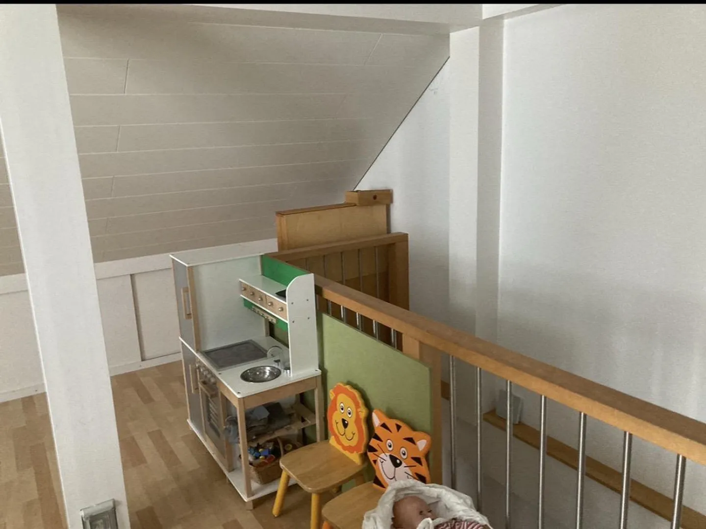 Section de maison de 5 pièces à louer dans un endroit calme - Photo 28 sur 30