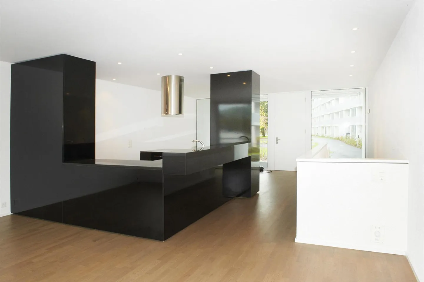 Maisonette-Wohnung mit Sicht auf Schloss Lenzburg - Foto 2 von 6