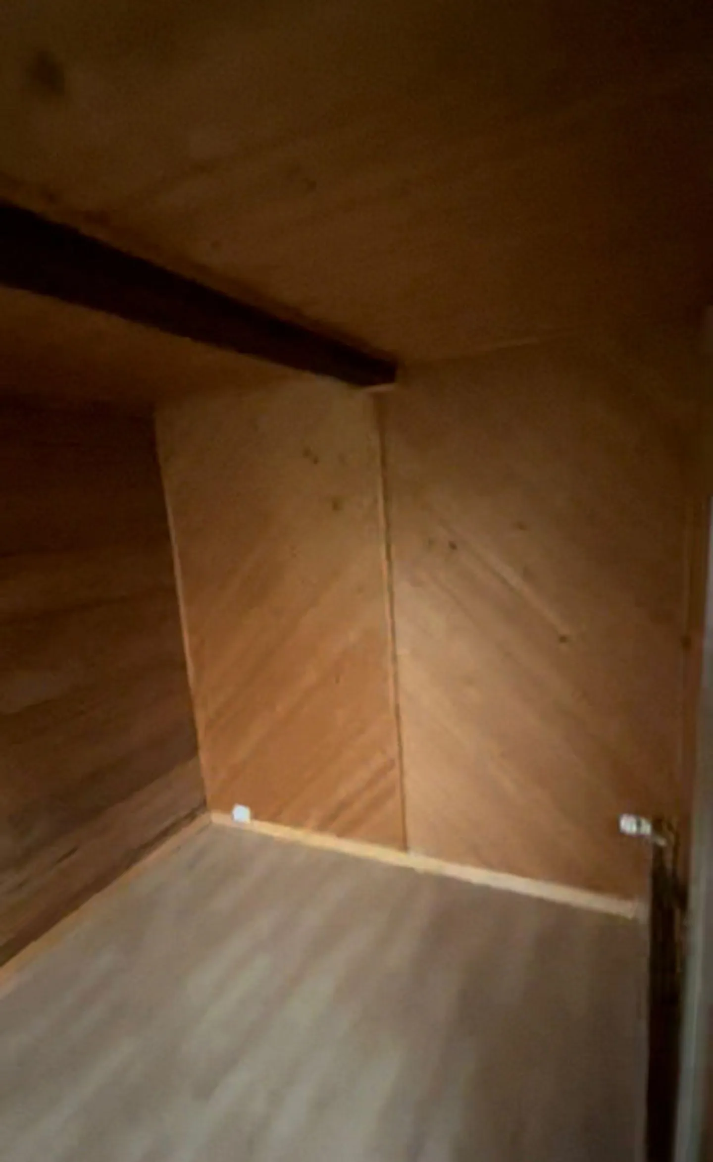 Grande appartement de 3,5 pièces avec balcon dans un environnement verdoyant - Photo 8 sur 15