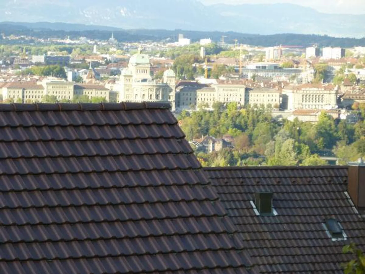 Spazio abitativo sopra i tetti di Berna - moderno attico di 3,5 stanze con vista - Foto 1 di 13