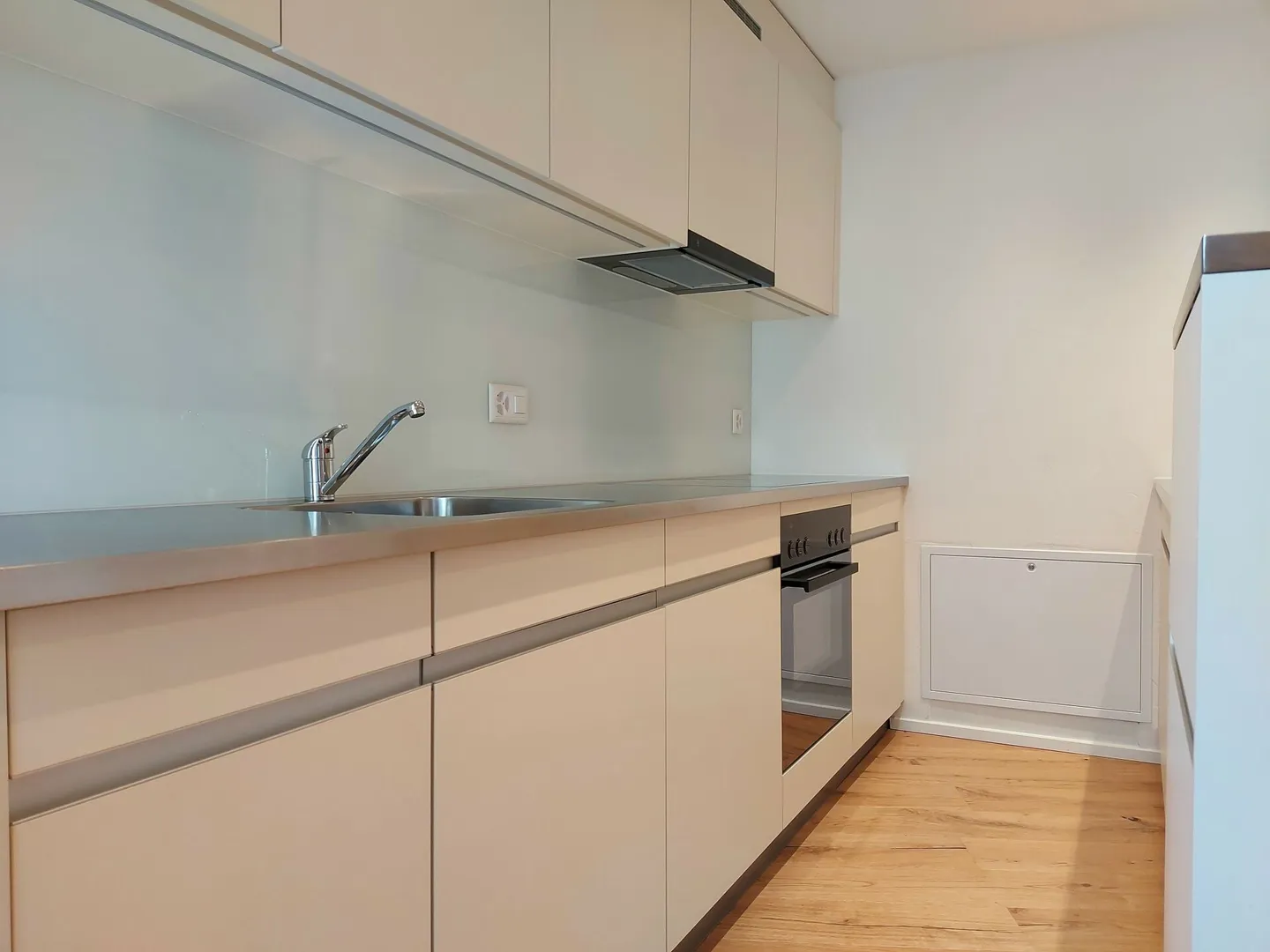 Bright Old Town Apartment with Balcony - Photo 2 of 17