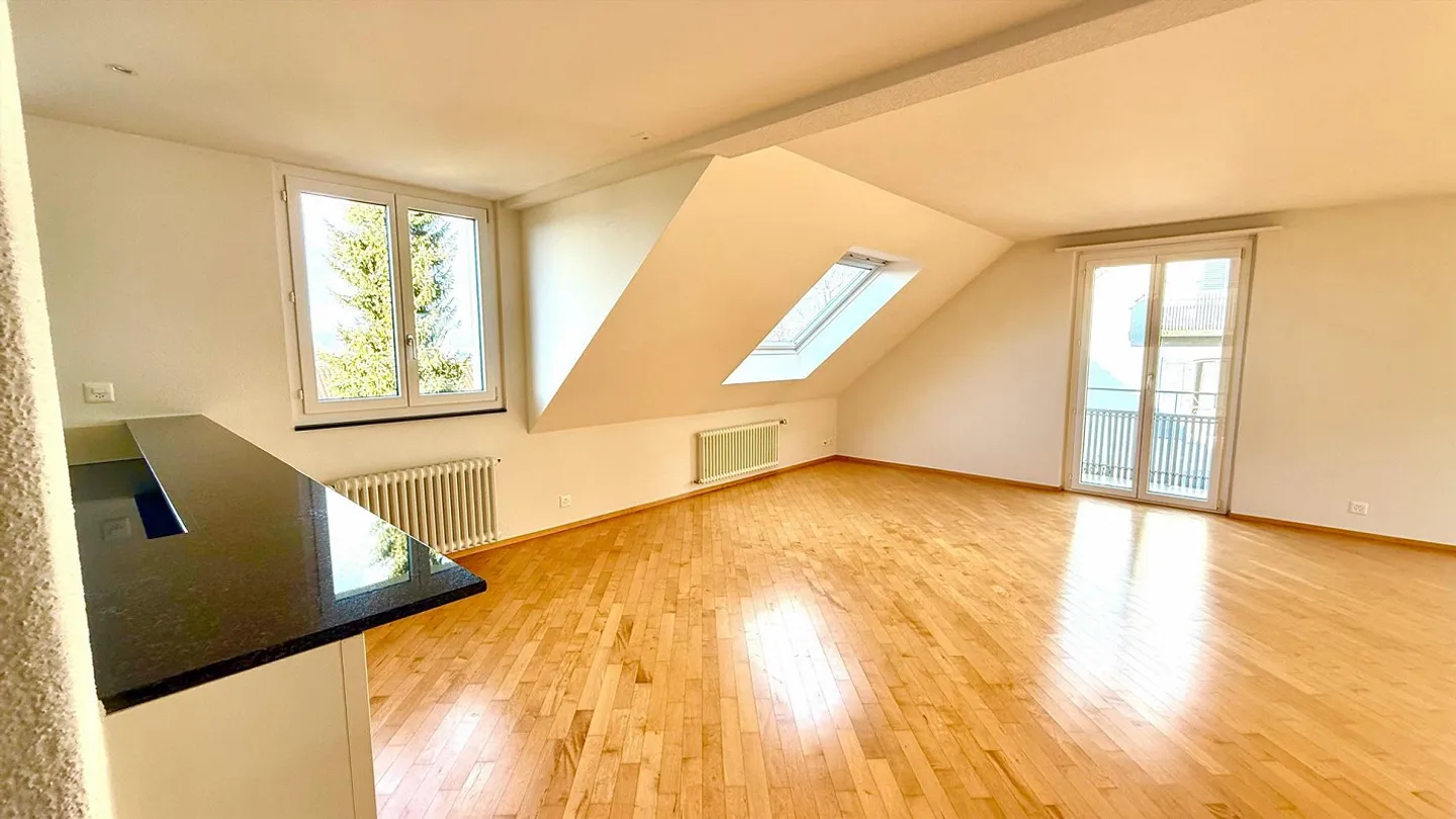 Spazio abitativo sopra i tetti di Berna - moderno attico di 3,5 stanze con vista - Foto 5 di 13