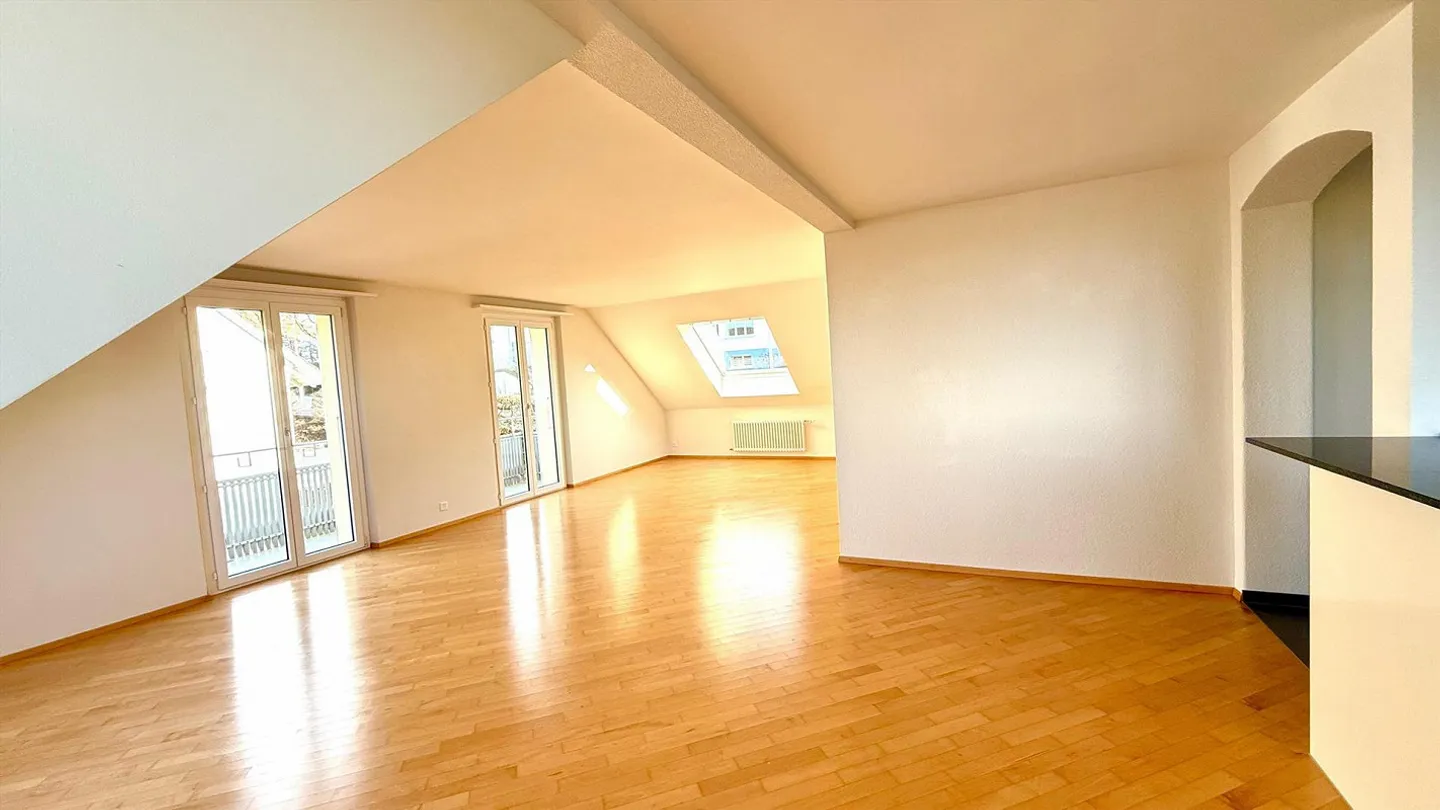 Spazio abitativo sopra i tetti di Berna - moderno attico di 3,5 stanze con vista - Foto 6 di 13