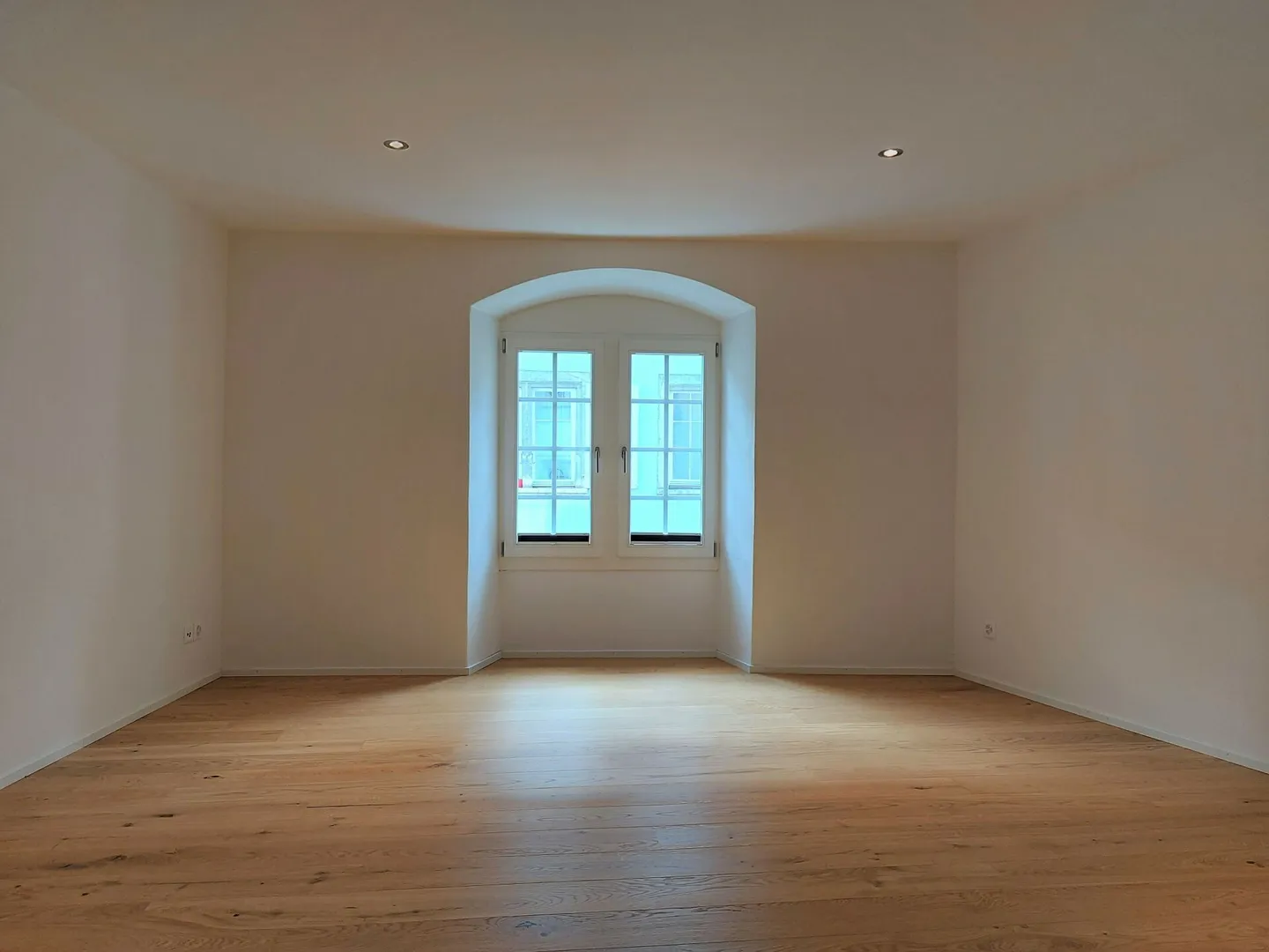 Bright Old Town Apartment with Balcony - Photo 13 of 17