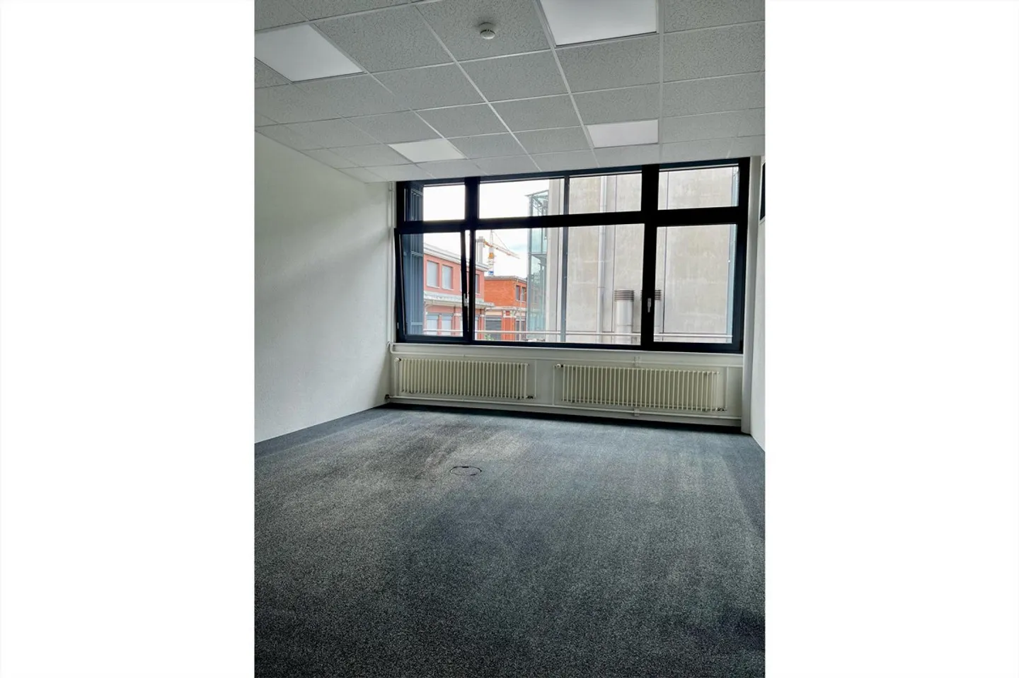 Office Happiness in Business Park Bern - Photo 7 of 9