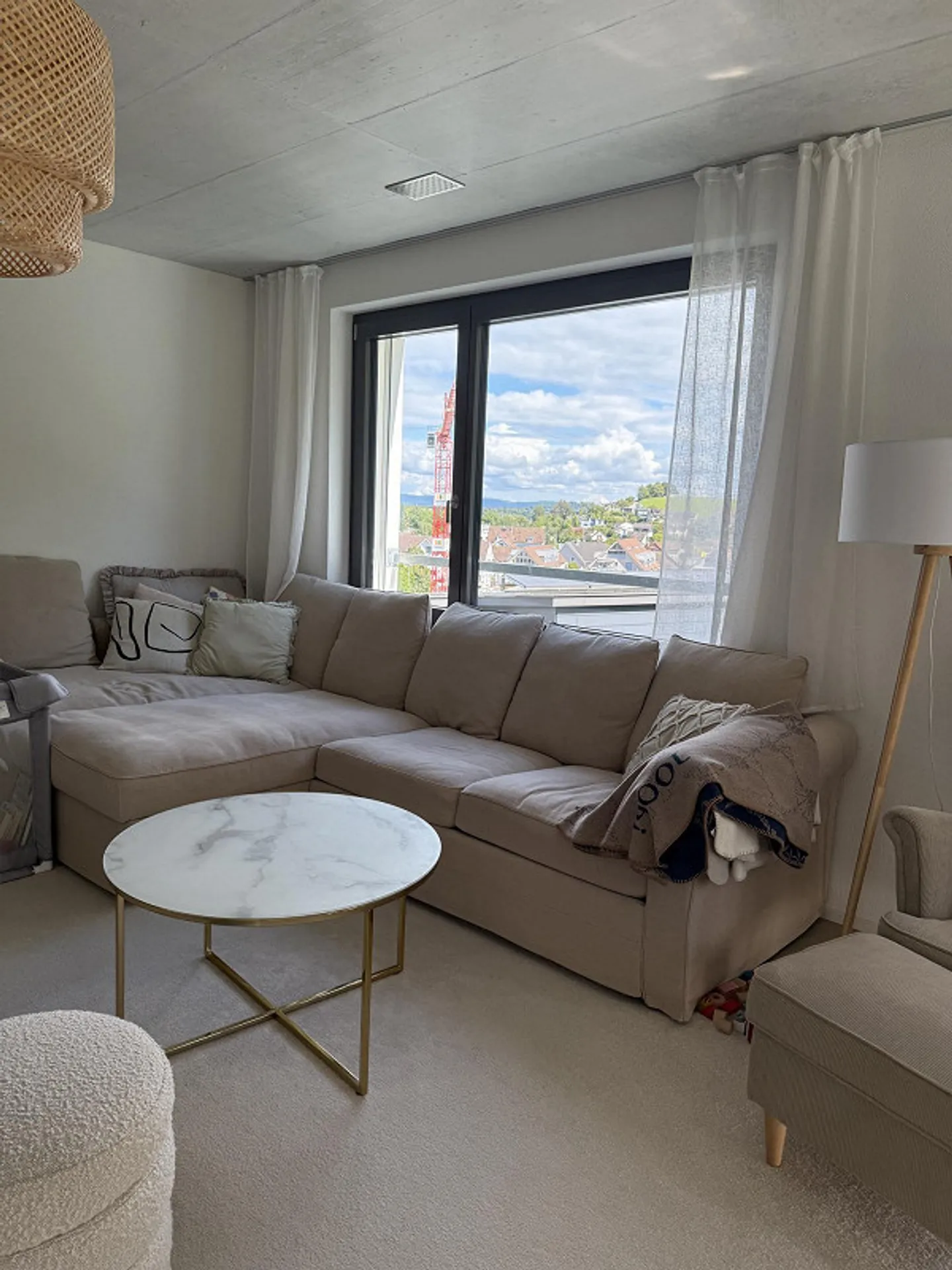 Top Moderne 4.5 Zimmer-Wohnung mit Rhein- + Weitsicht - Foto 10 von 11