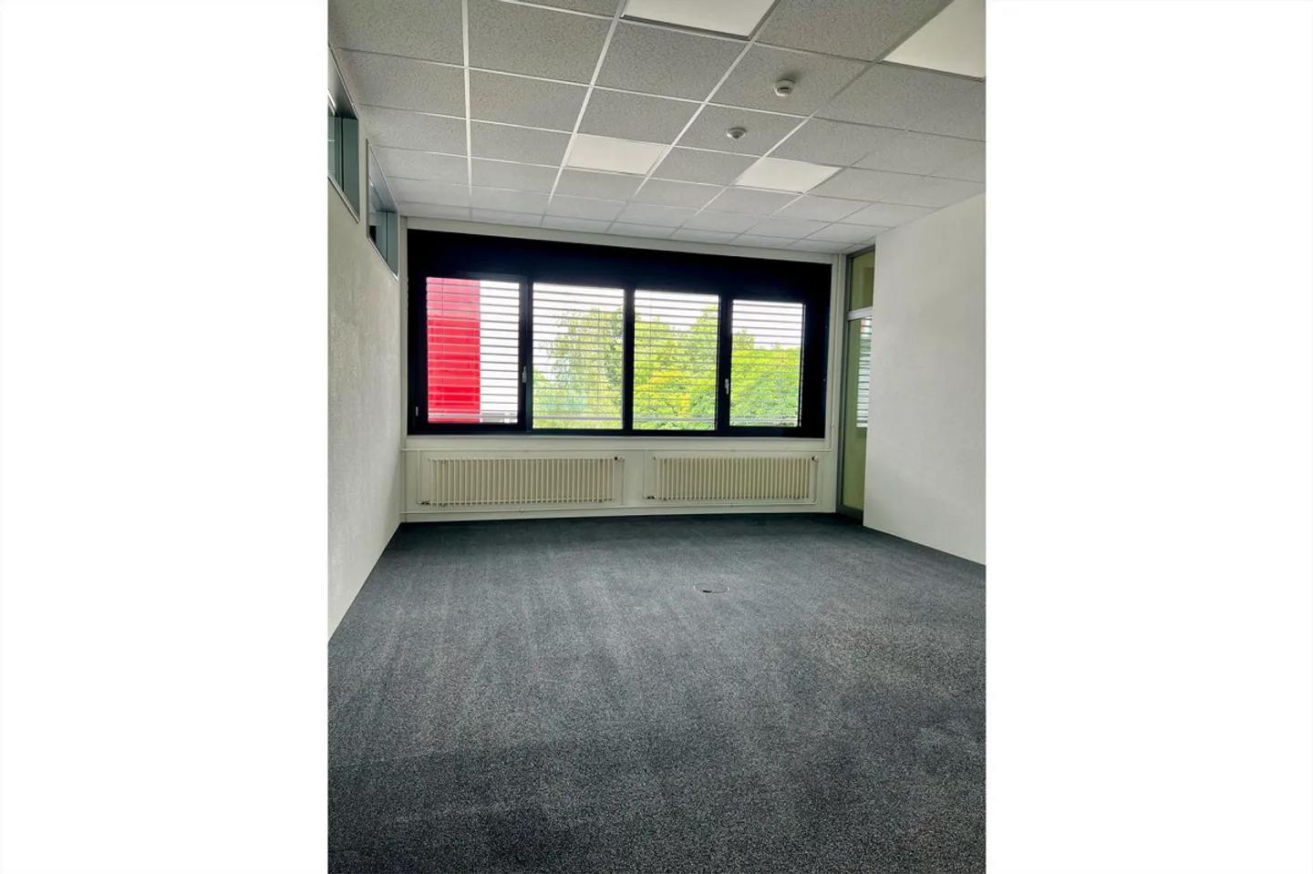 Office Happiness in Business Park Bern - Photo 9 of 9