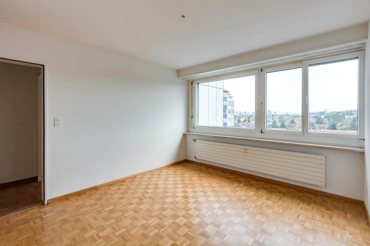 Appartement spacieux et lumineux dans un emplacement central - Photo 5 sur 12