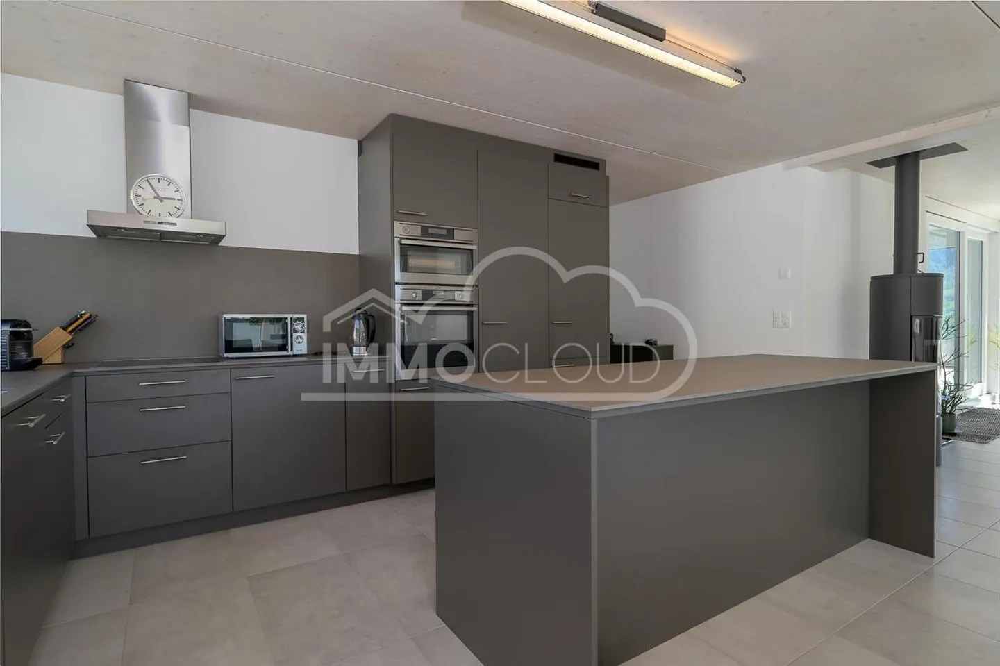 Penthouse in new condition! Total privacy - Photo 7 of 17