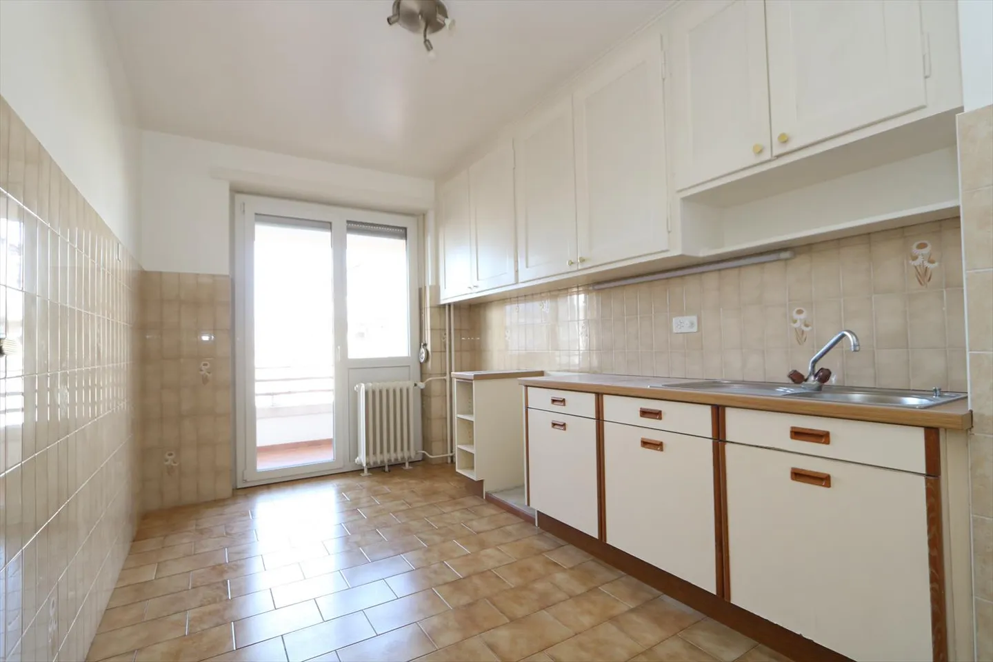 2.5-room apartment with balcony in Champel - Photo 4 of 9