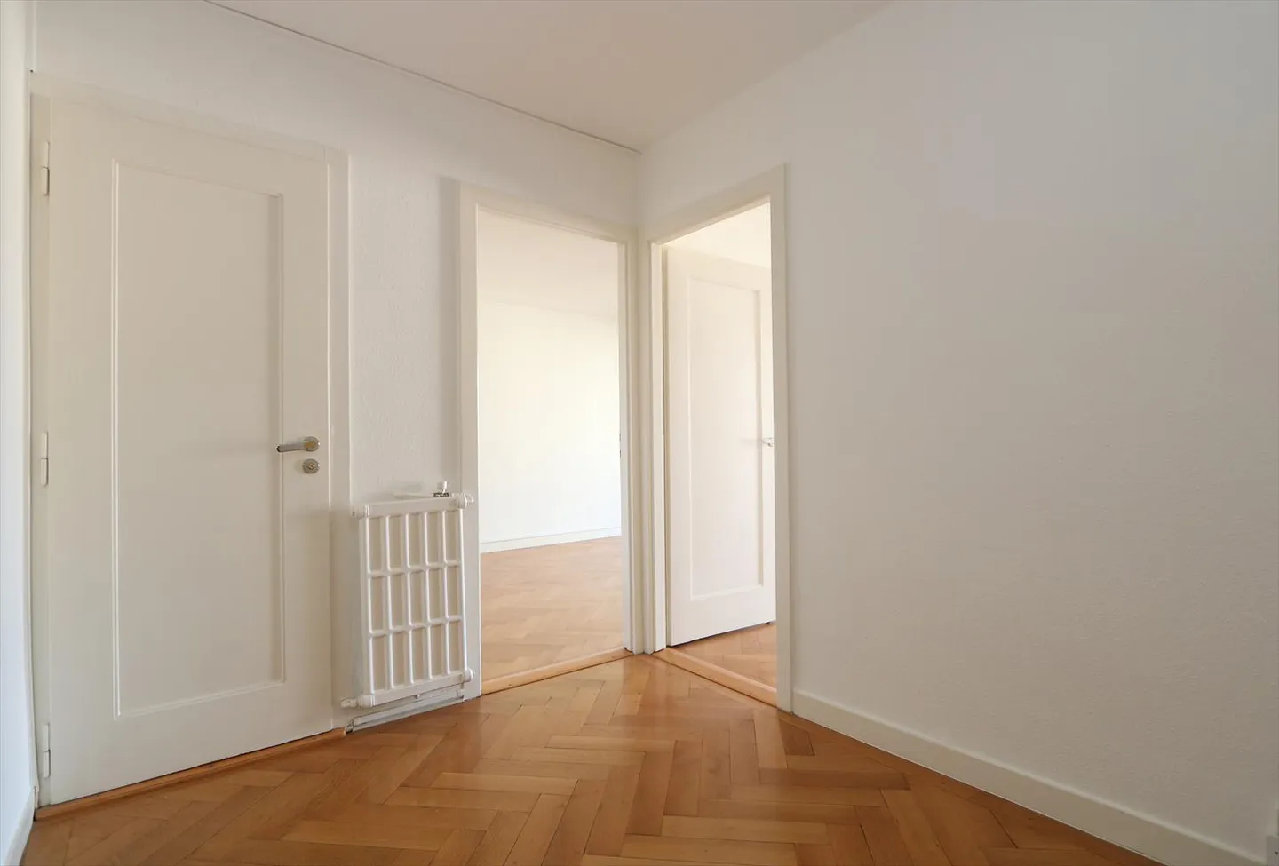 2.5-room apartment with balcony in Champel - Photo 6 of 9