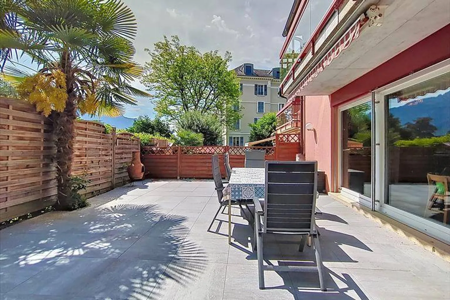 Ideal house for a family - Photo 1 of 2