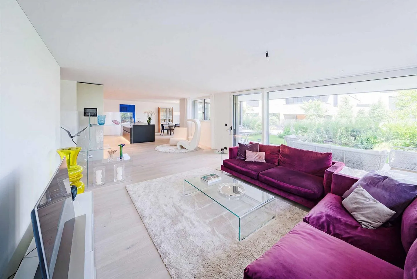ELEGANZA MODERNA SUL LAGO - APPARTAMENTO DESIGN COSTRUITO NEL 2024 A LACHEN - Foto 3 di 5