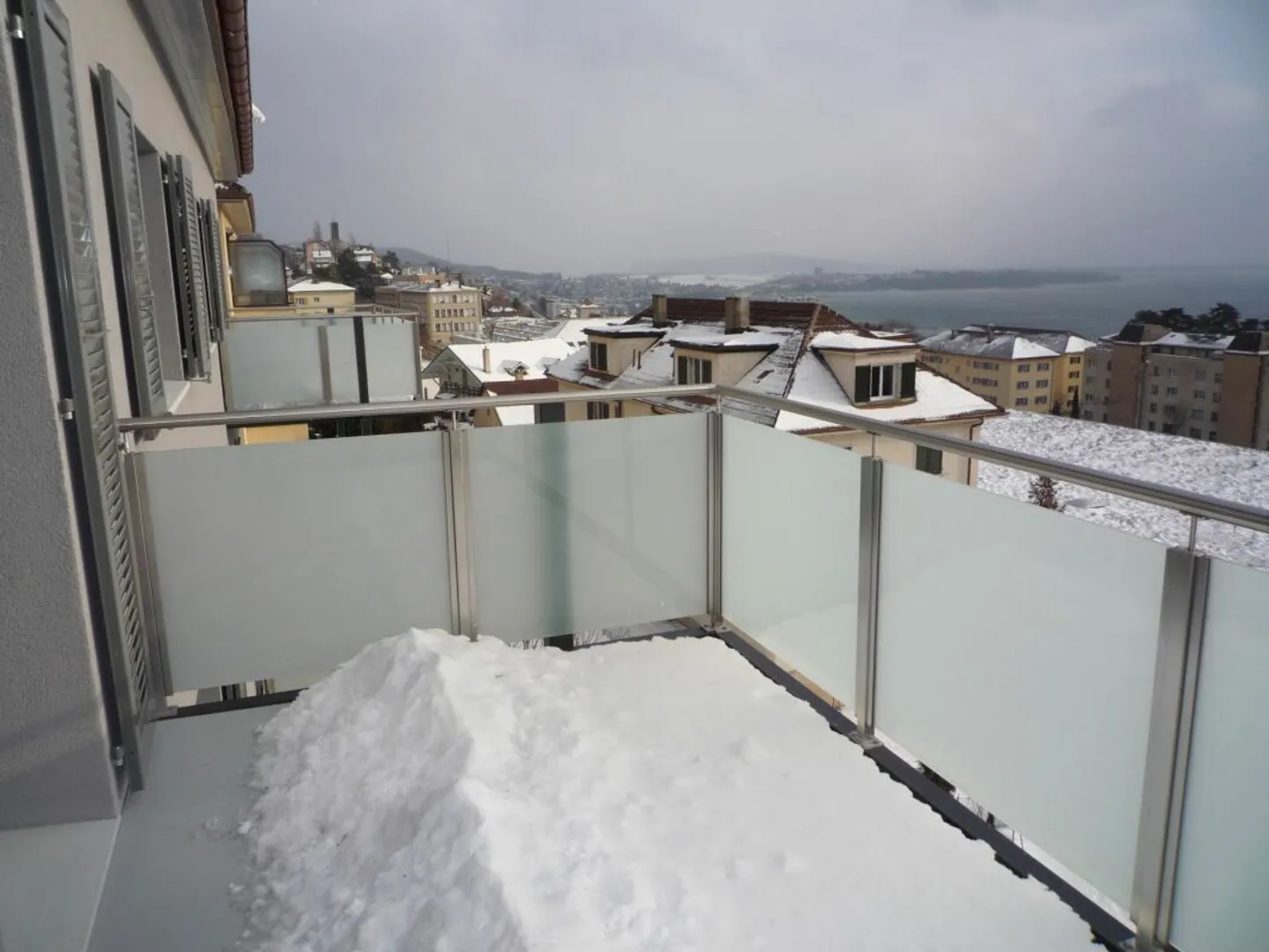 Beautiful 3-room apartment with lake view - Photo 5 of 9