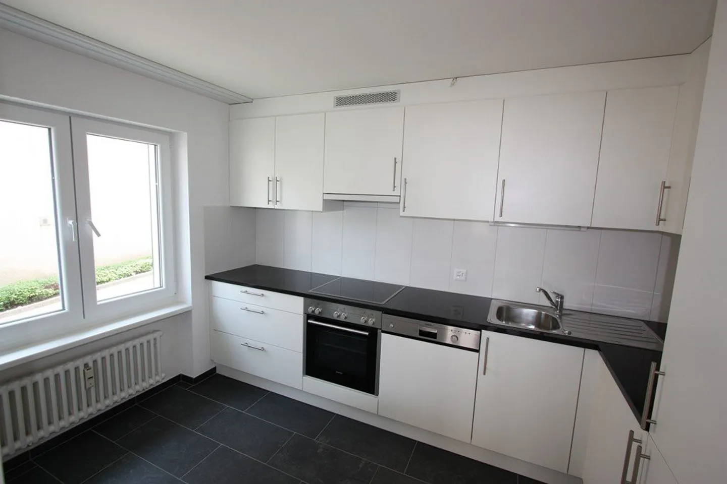 Nel cuore di Pratteln VIVERE ESCLUSIVO & LUMINOSO! - Foto 3 di 4