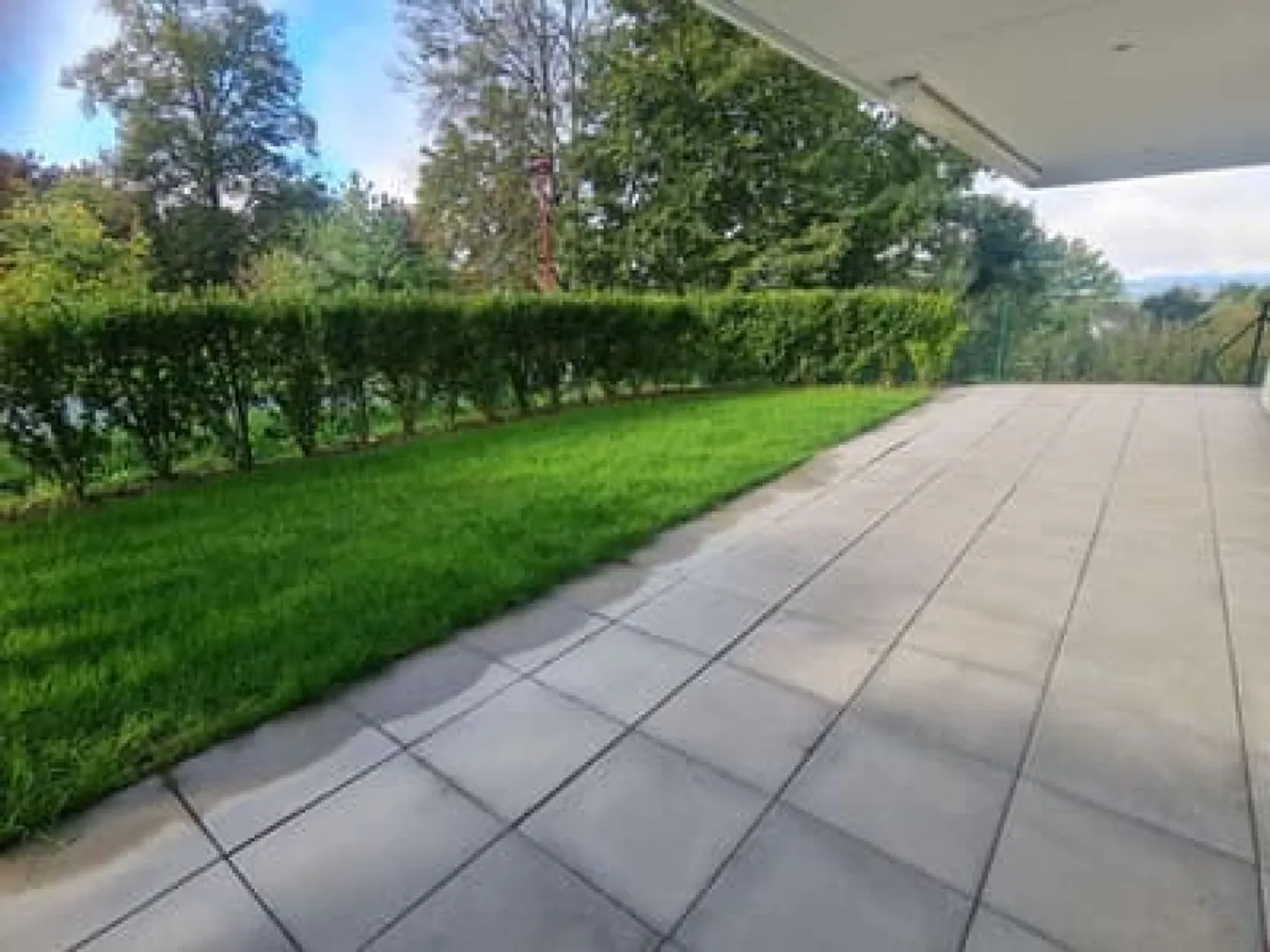 À louer - Bel appartement de 2.5 pièces avec jardin et vue lac au Mont-sur-Lausa - Photo 4 sur 7