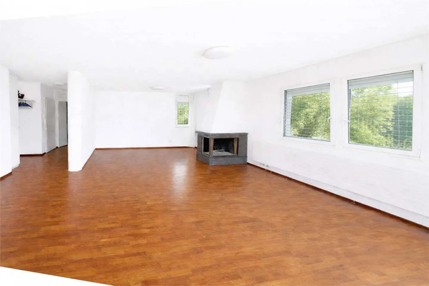 Comfortable and Spacious Apartment with Terrace and View - Photo 4 of 13