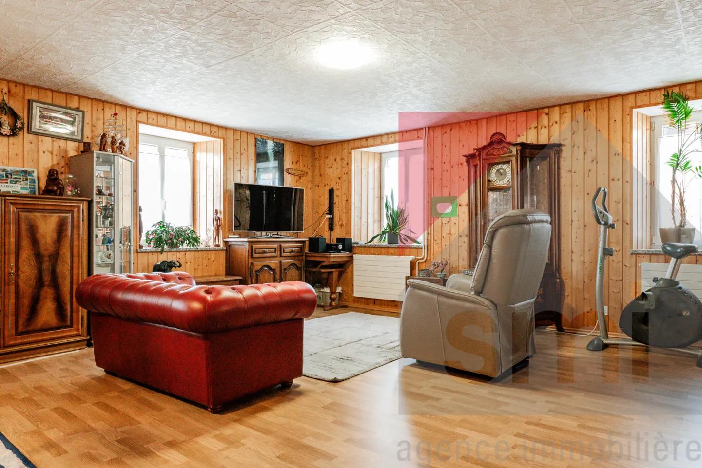 Small building with three renovated apartments and rental yield - Photo 15 of 23