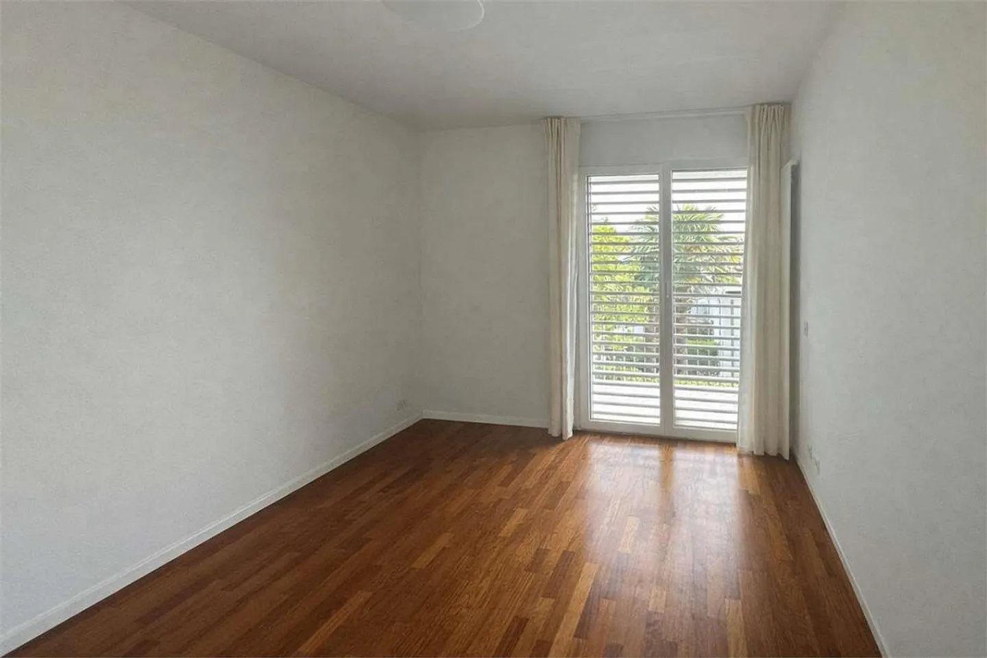 Comfortable and Spacious Apartment with Terrace and View - Photo 10 of 13