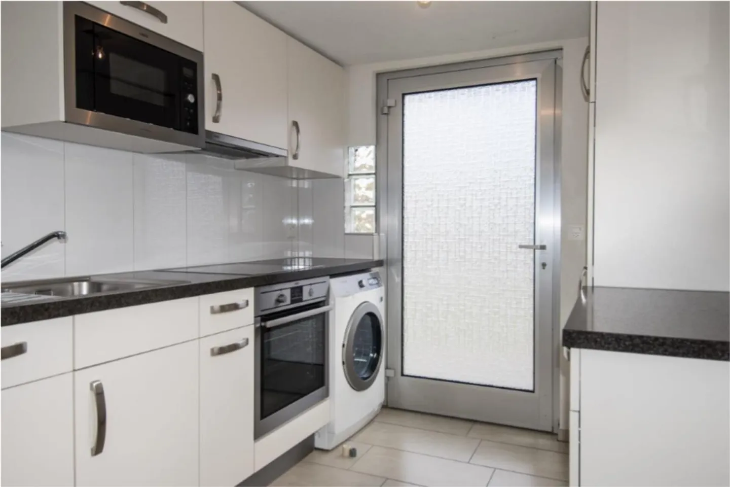 Studio confortable dans le vert - Photo 3 sur 4