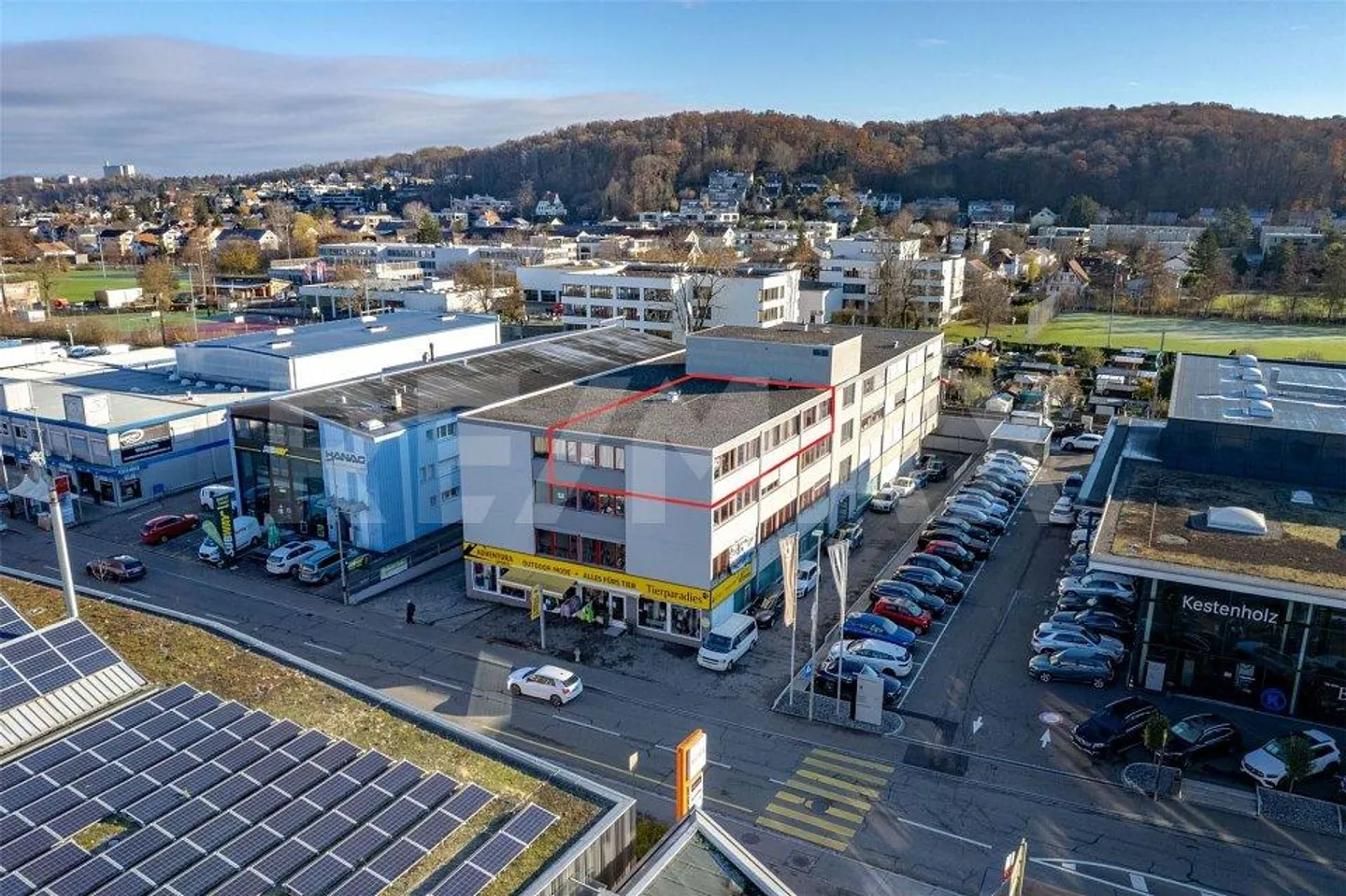 Geräumige Wohnung mit Büro - Foto 1 von 13