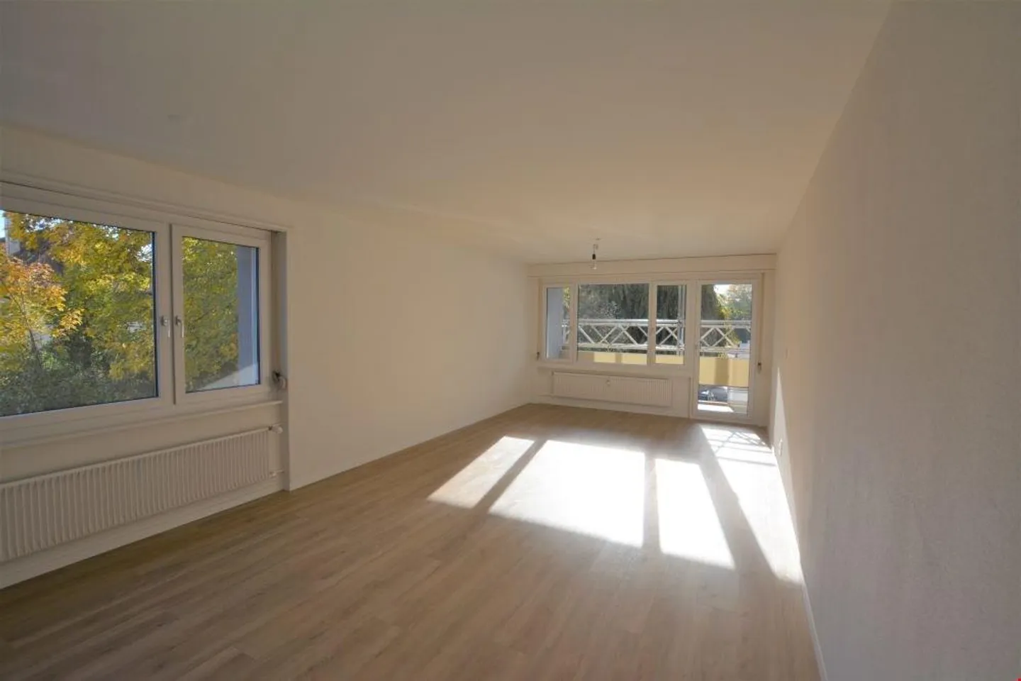 Appartamento ristrutturato in affitto a Bienne - Foto 4 di 9