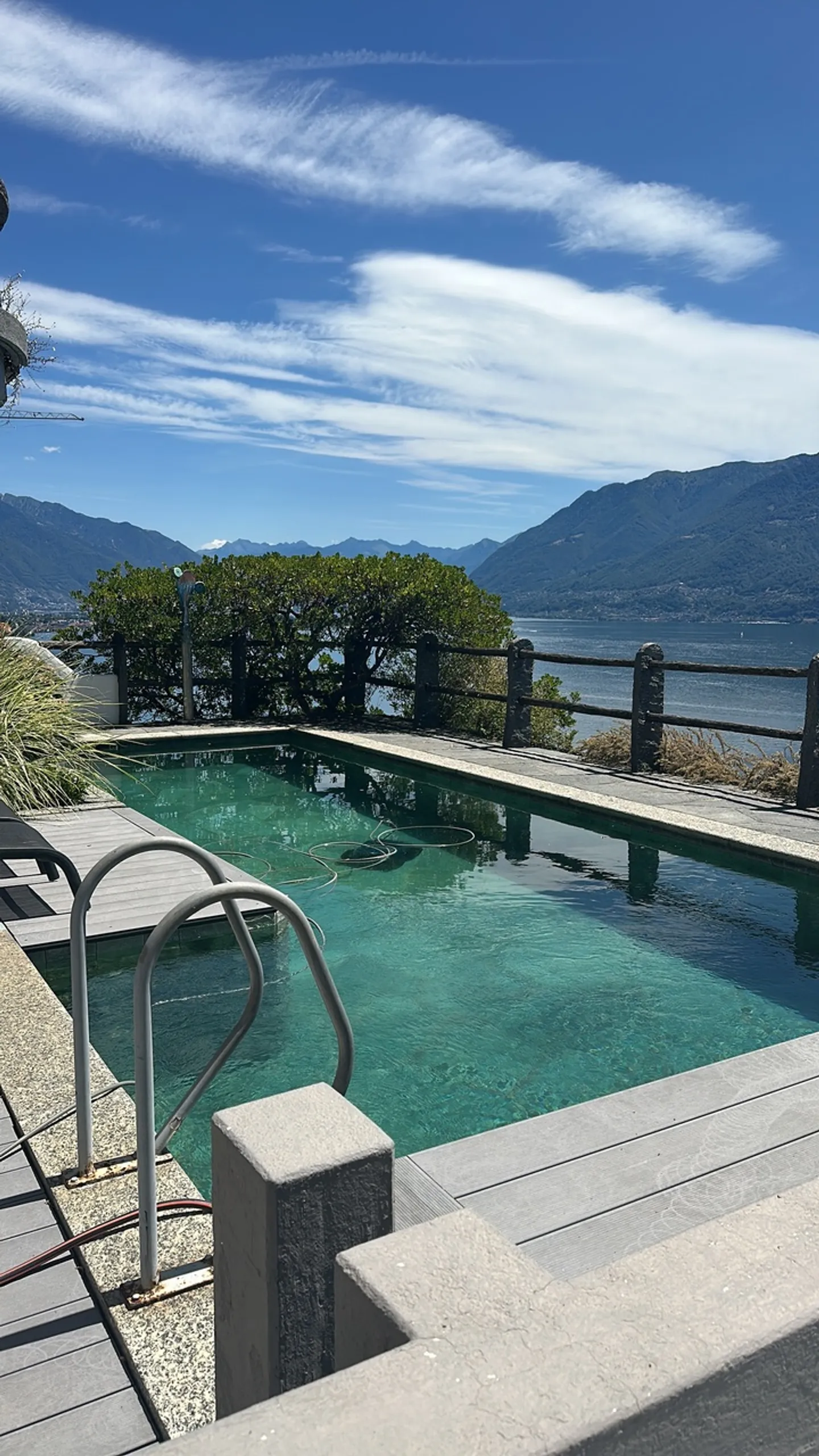 Unique Villa with Panoramic Views - Photo 6 of 39